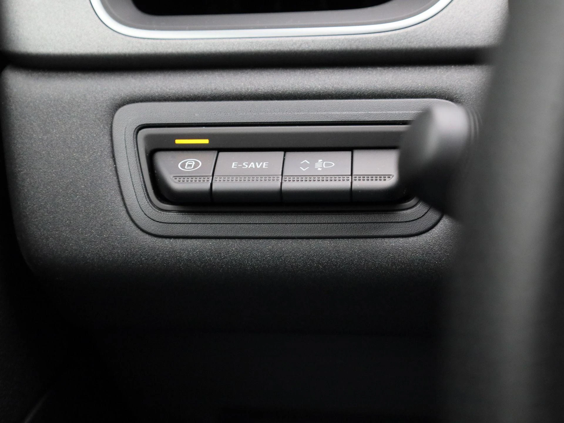 Renault-Captur-image-17