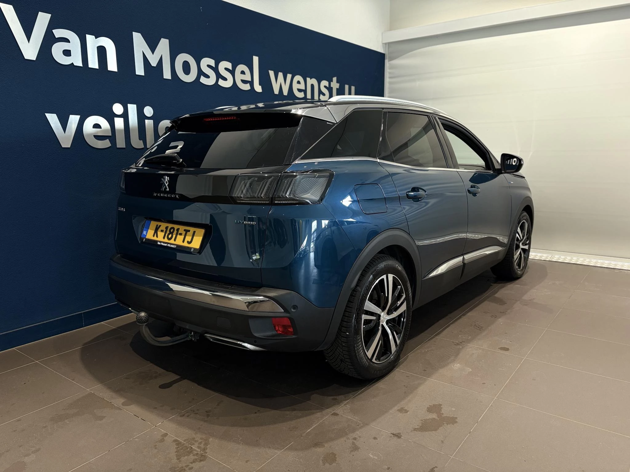 Peugeot 3008 1.6 HYbrid 225 GT