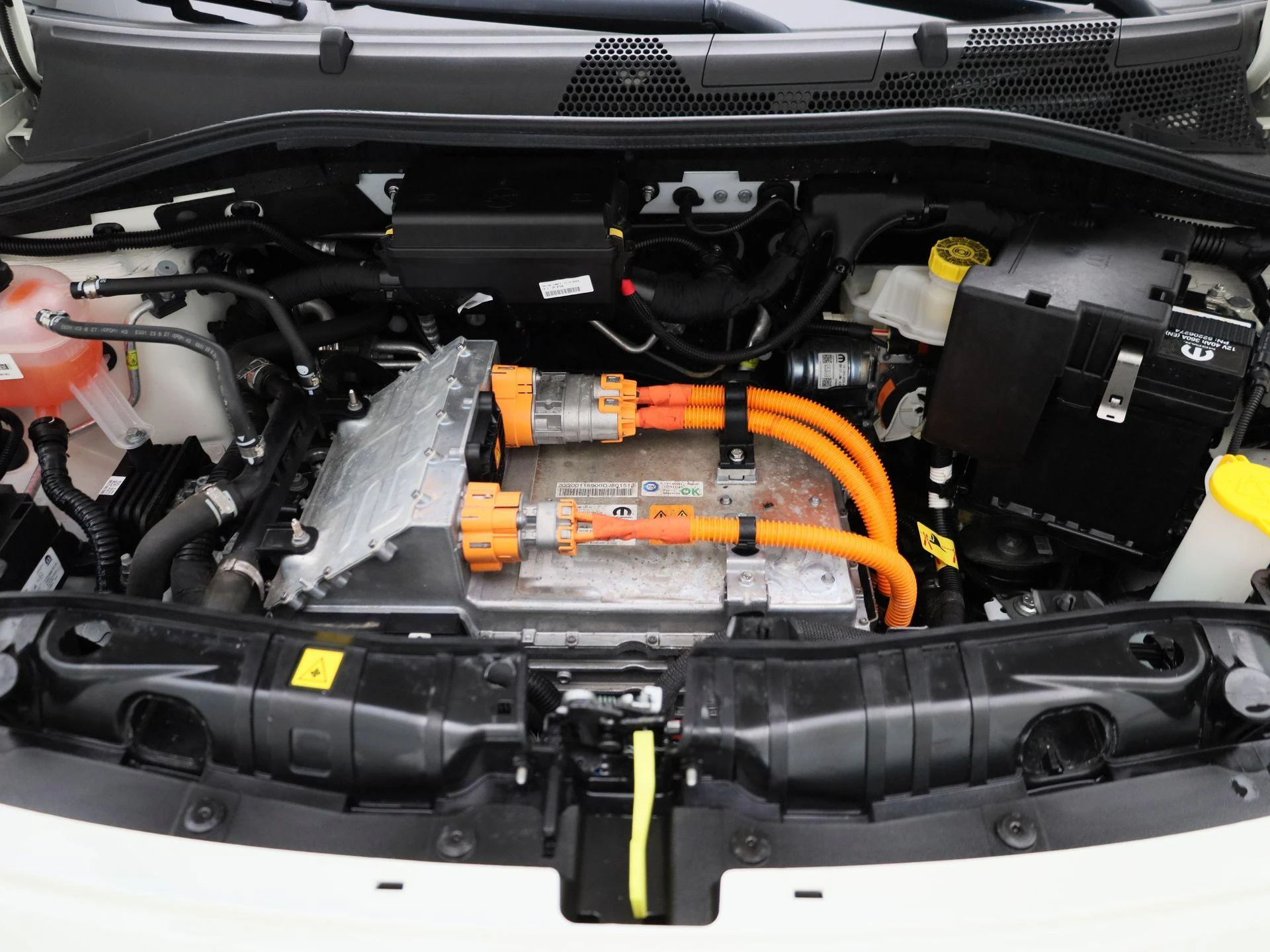 Fiat-500e-image-34