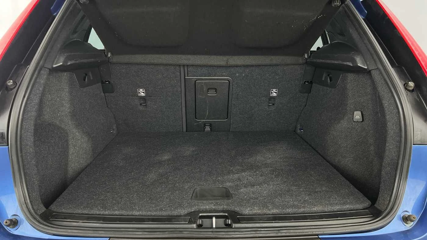 Volvo-XC40-image-10