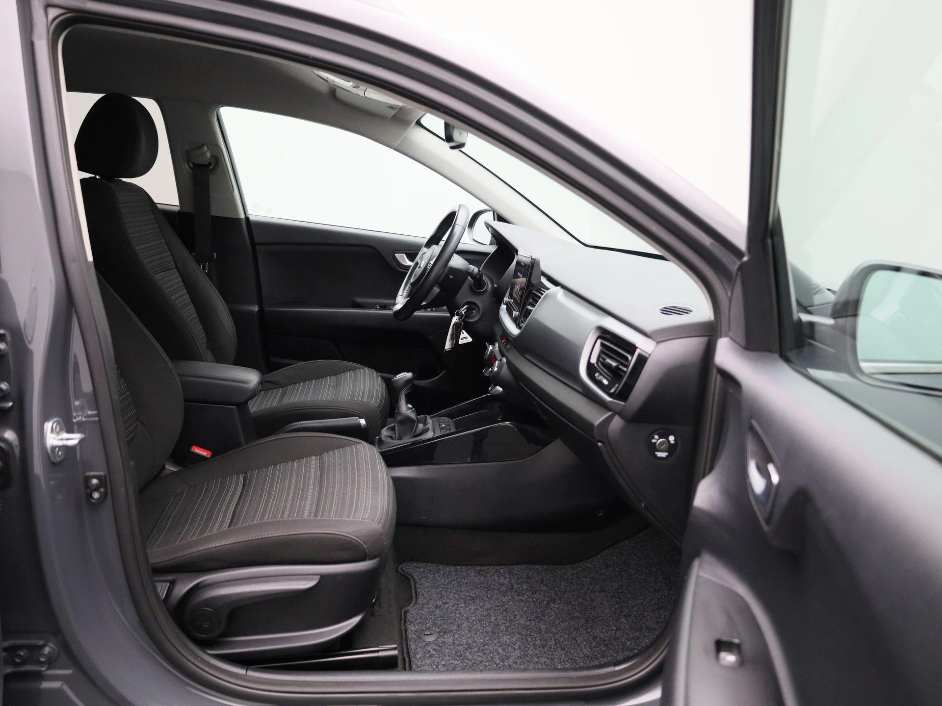 Kia-Stonic-image-31