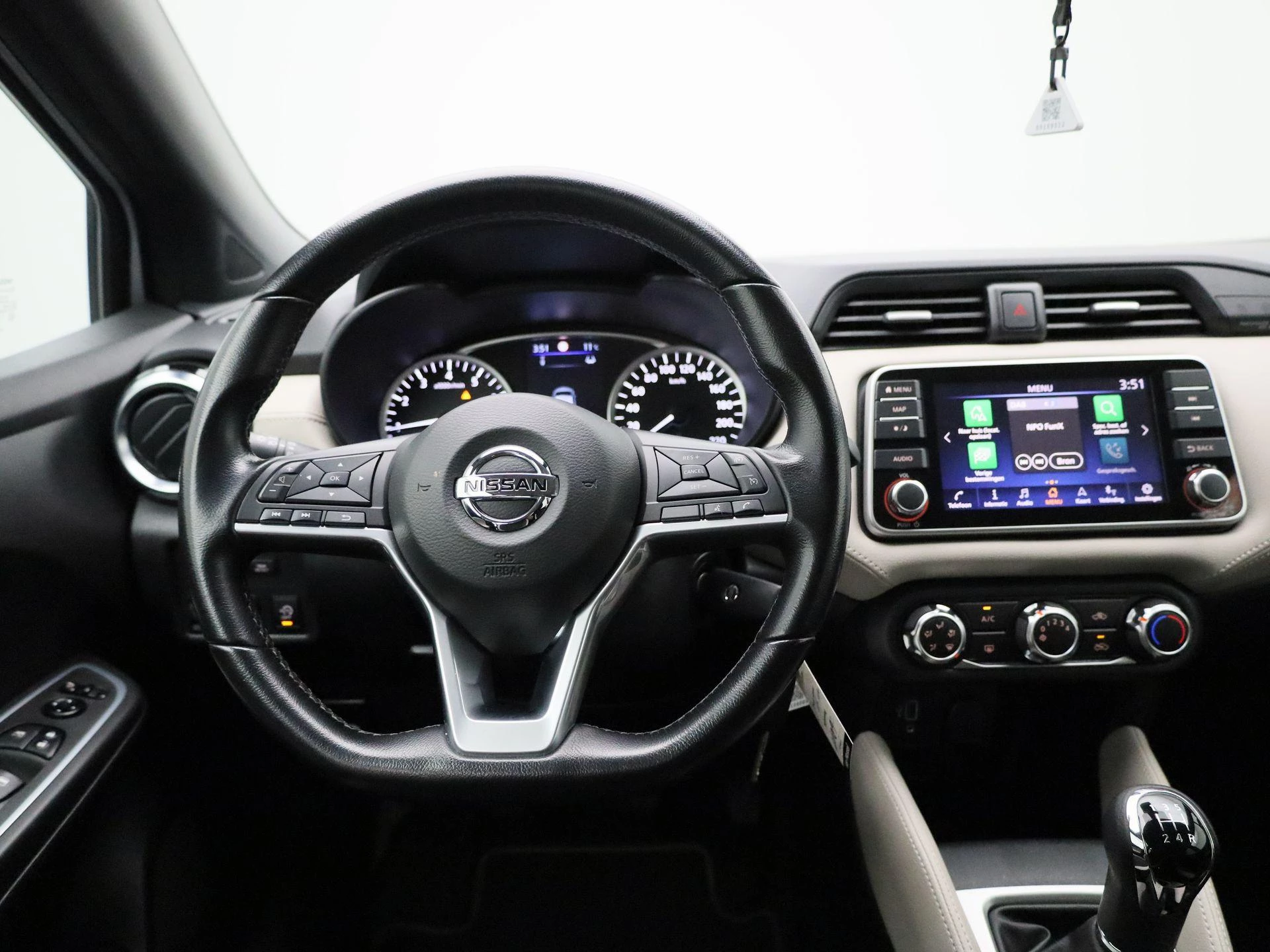 Nissan-Micra-image-6