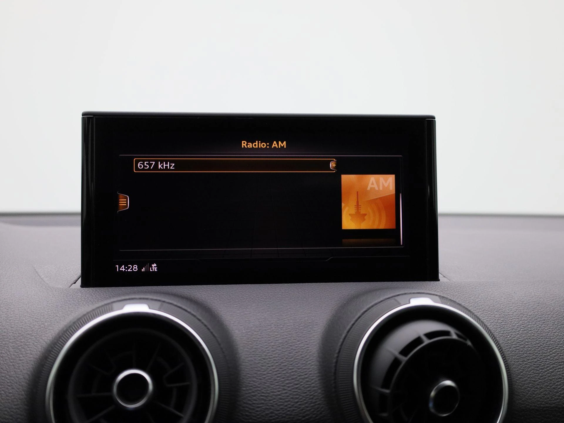 Audi-Q2-image-19