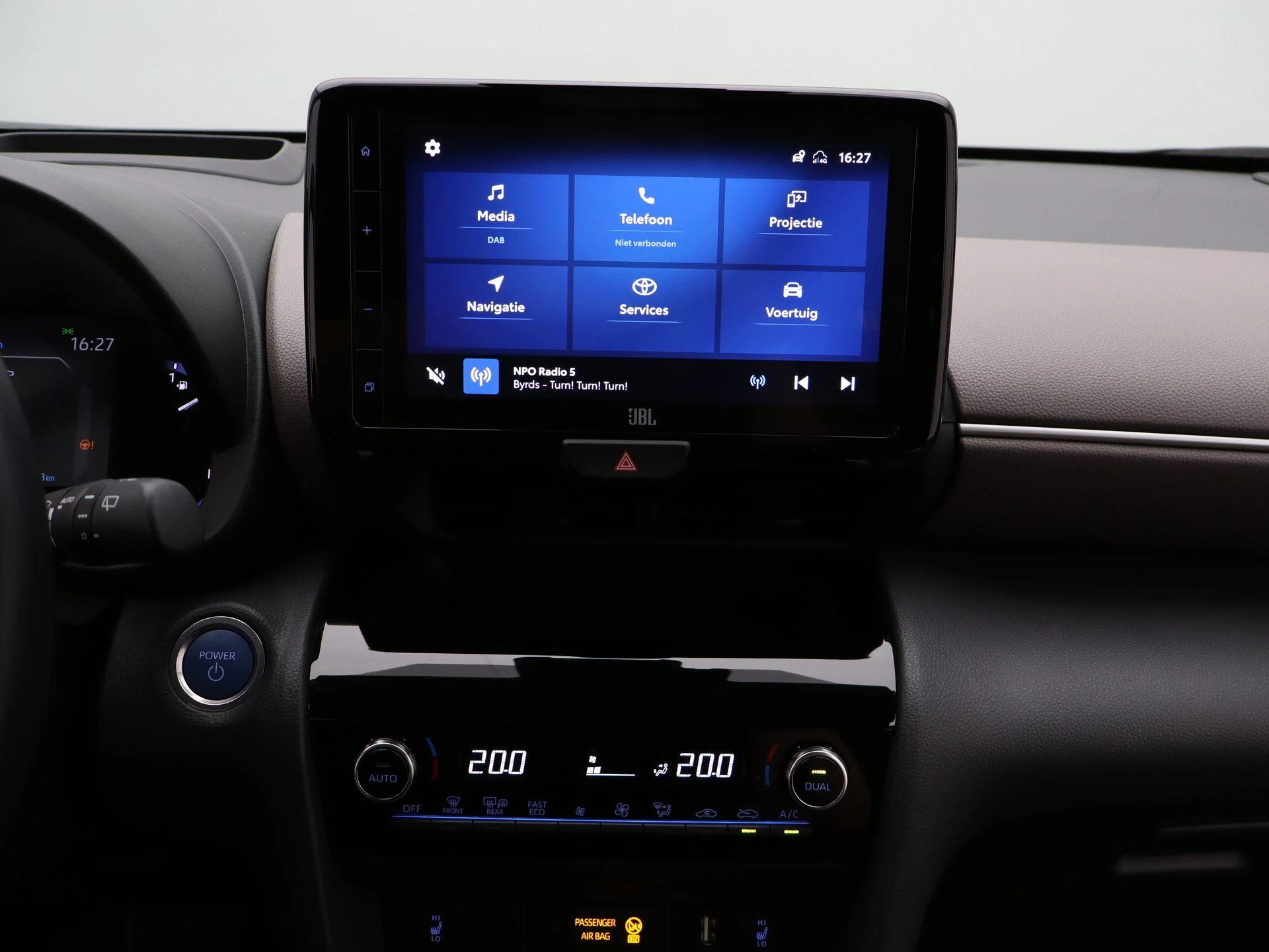 Toyota-Yaris Cross-image-10