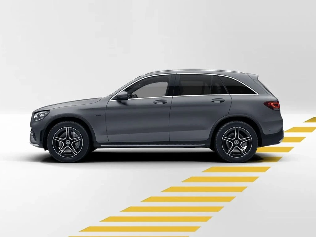 Mercedes-Benz-GLC 300 e-image-3