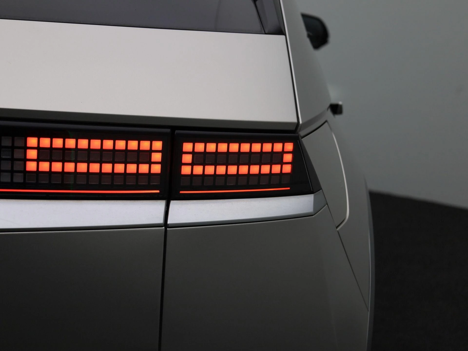 Hyundai-IONIQ 5-image-45
