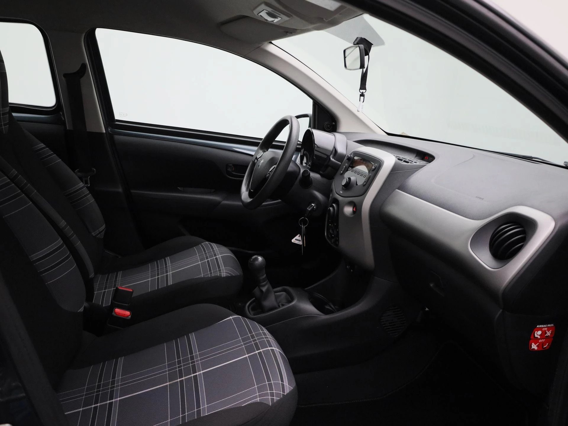 Peugeot-108-image-26