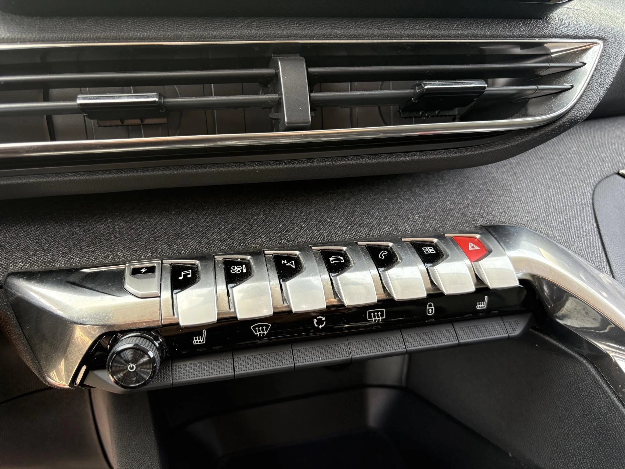 Peugeot-3008-image-19