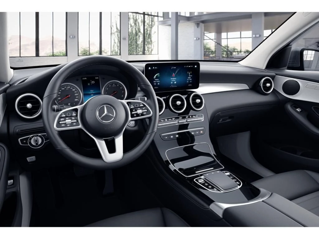Mercedes-Benz-GLC 300 de-image-4