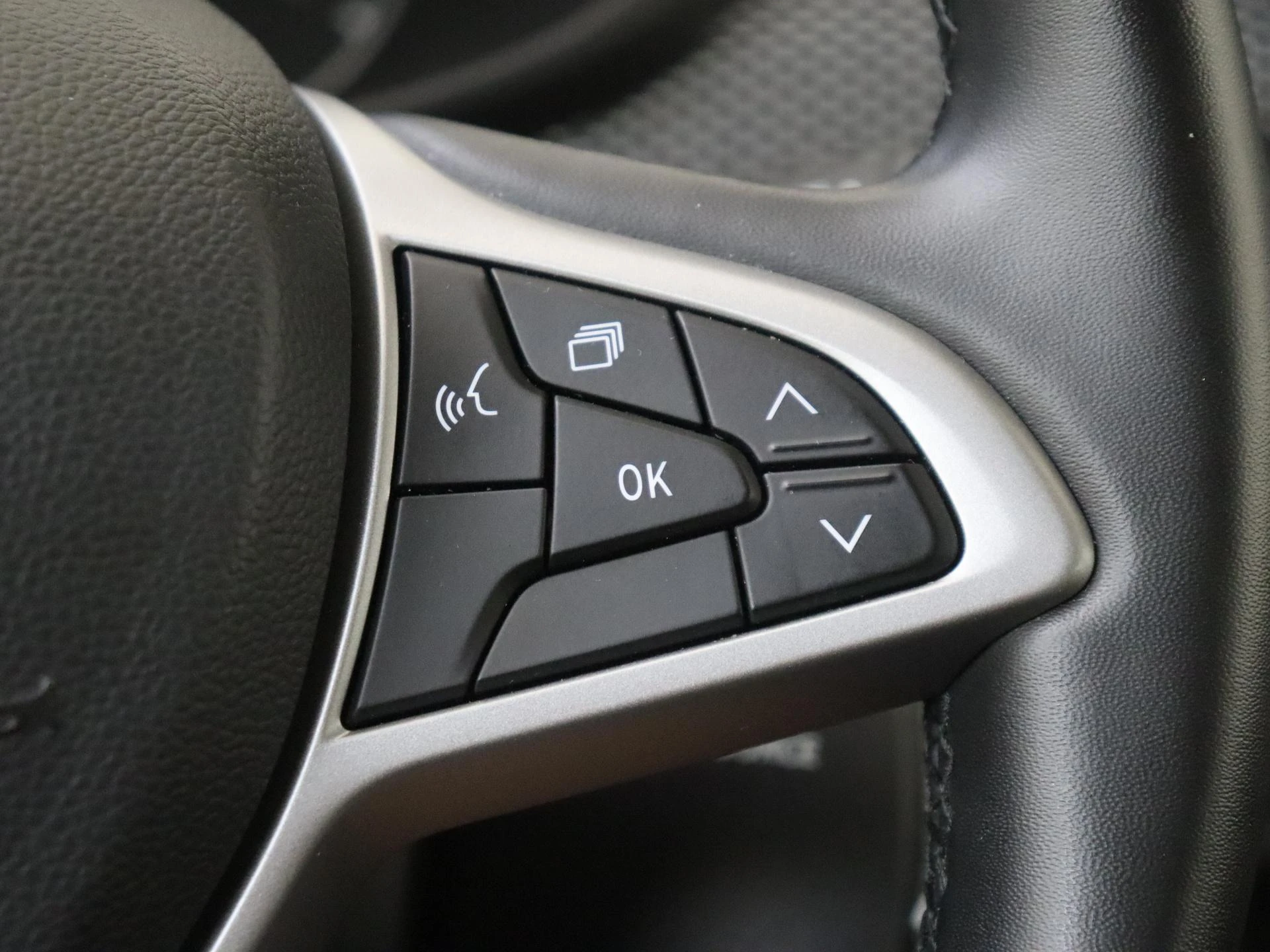 Dacia-Sandero-image-12