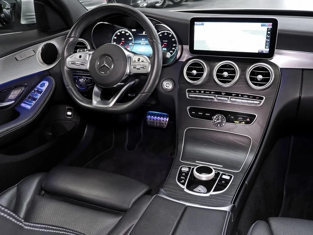 Mercedes-Benz-C-Klasse 300 de-image-10