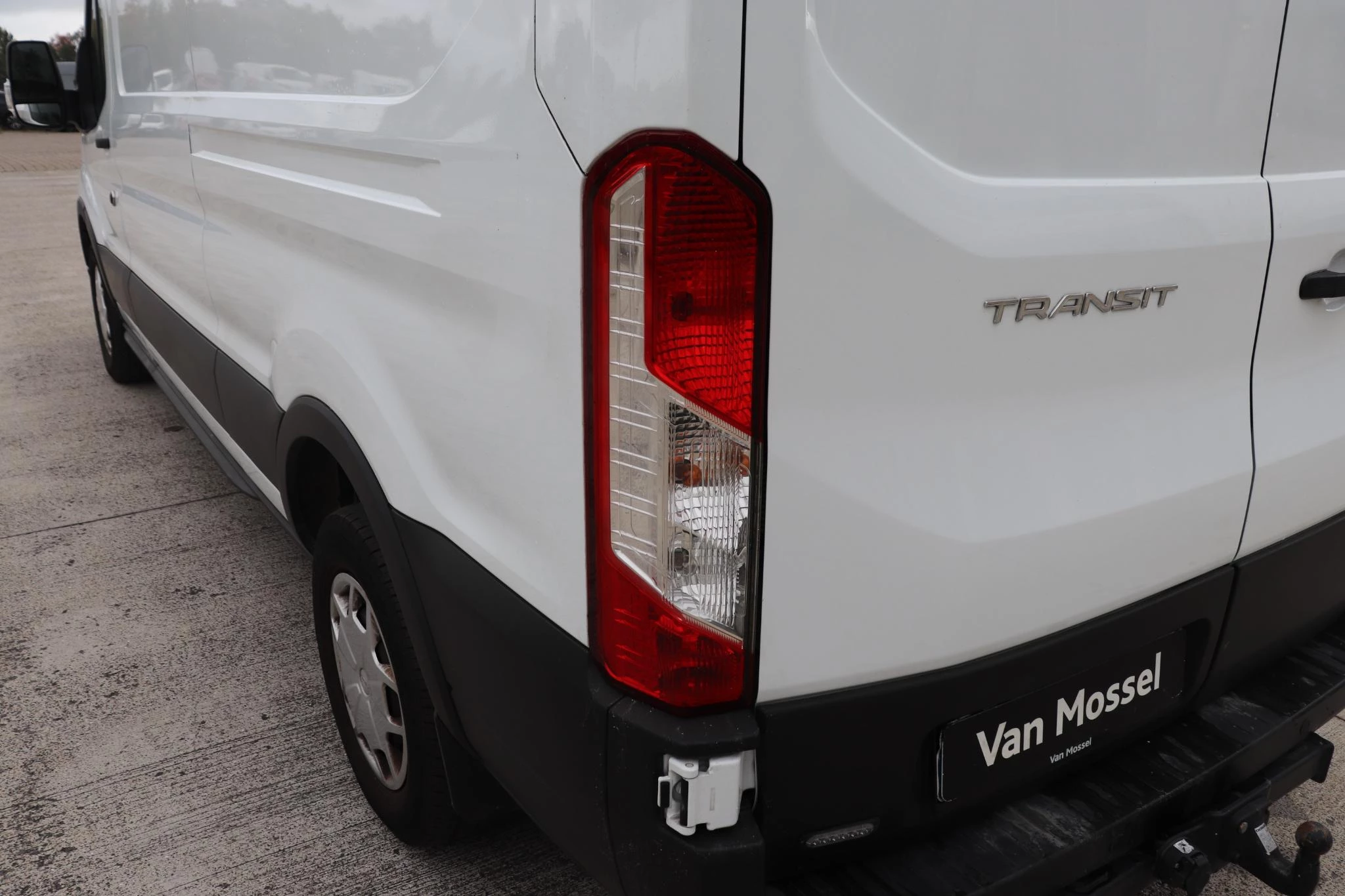 Ford-Transit-image-5