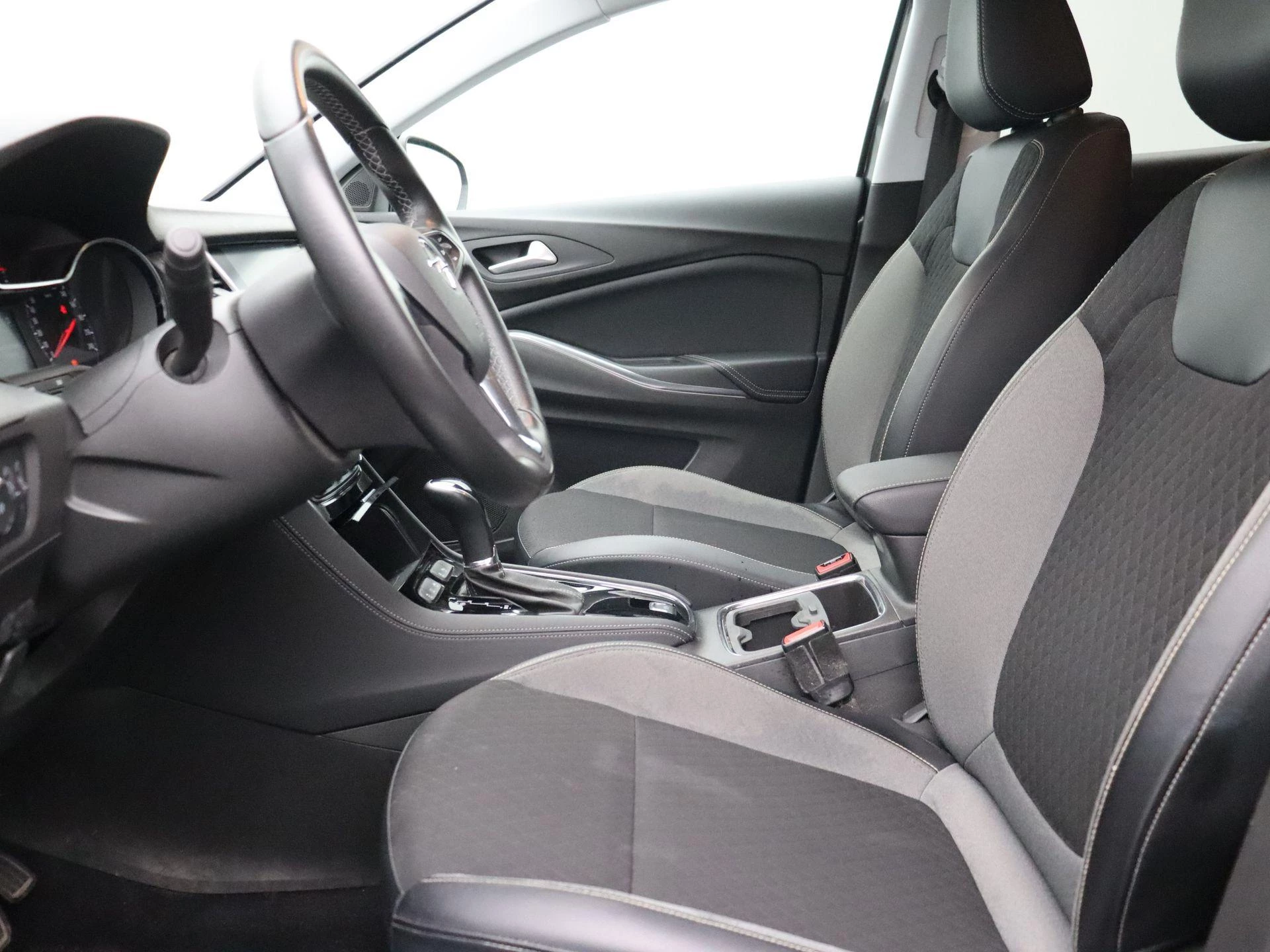 Opel Grandland X 1.2 Turbo S/S AT6 Design line