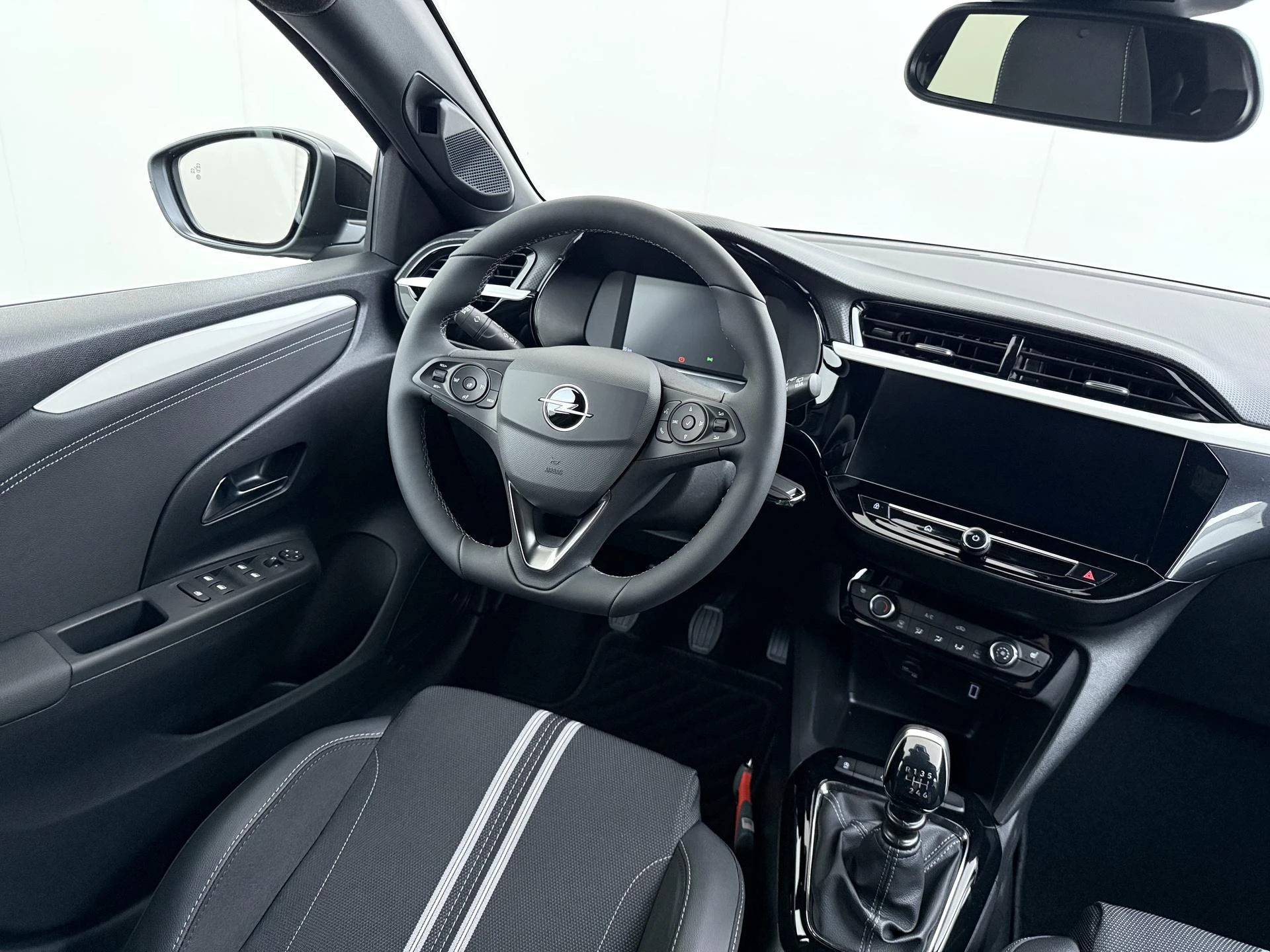 Opel-Corsa-image-18