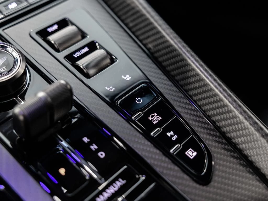 Aston Martin DB12 S Coupe Aston Martin Hamburg