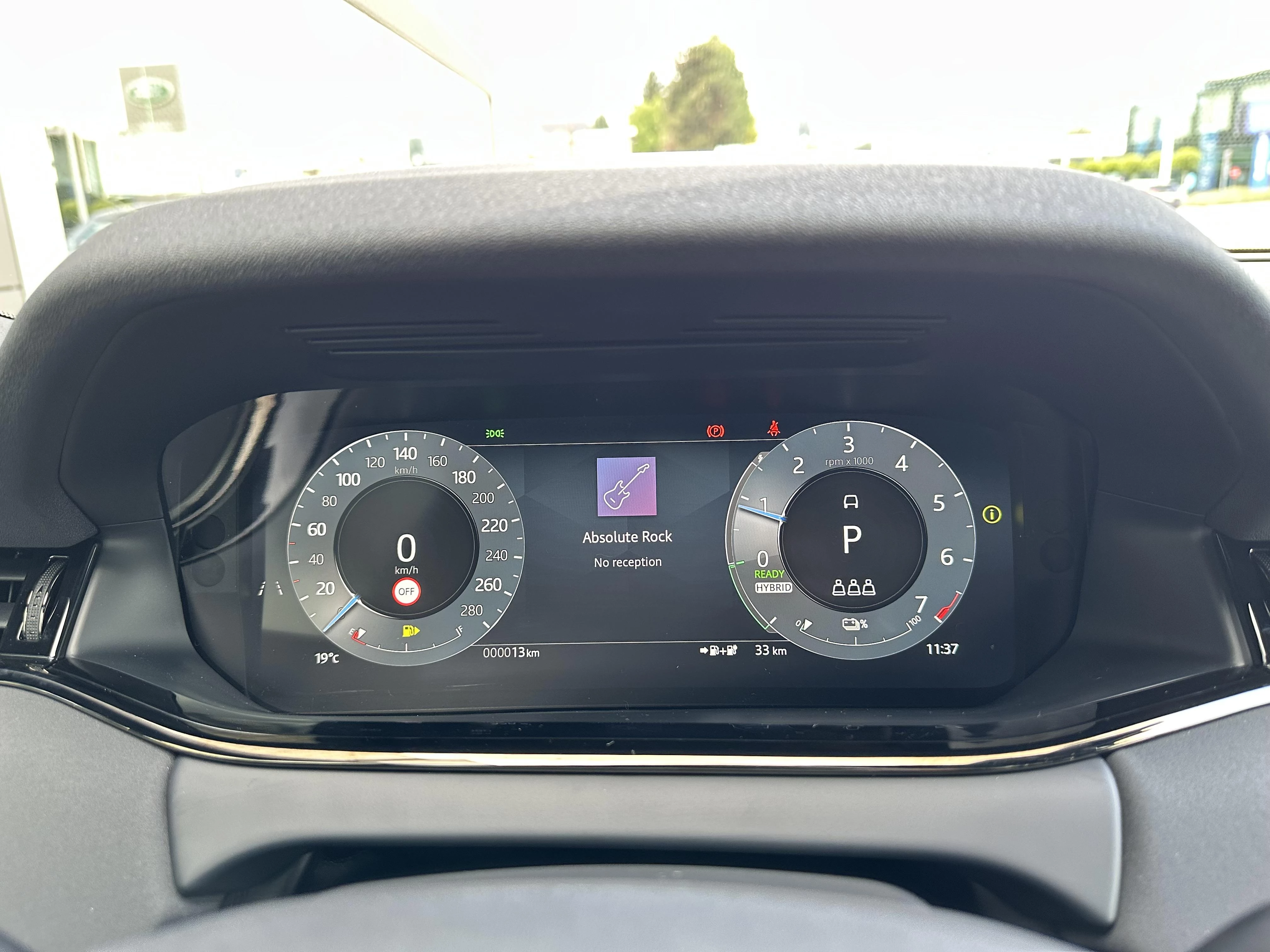 Land Rover-Range Rover Evoque-image-14