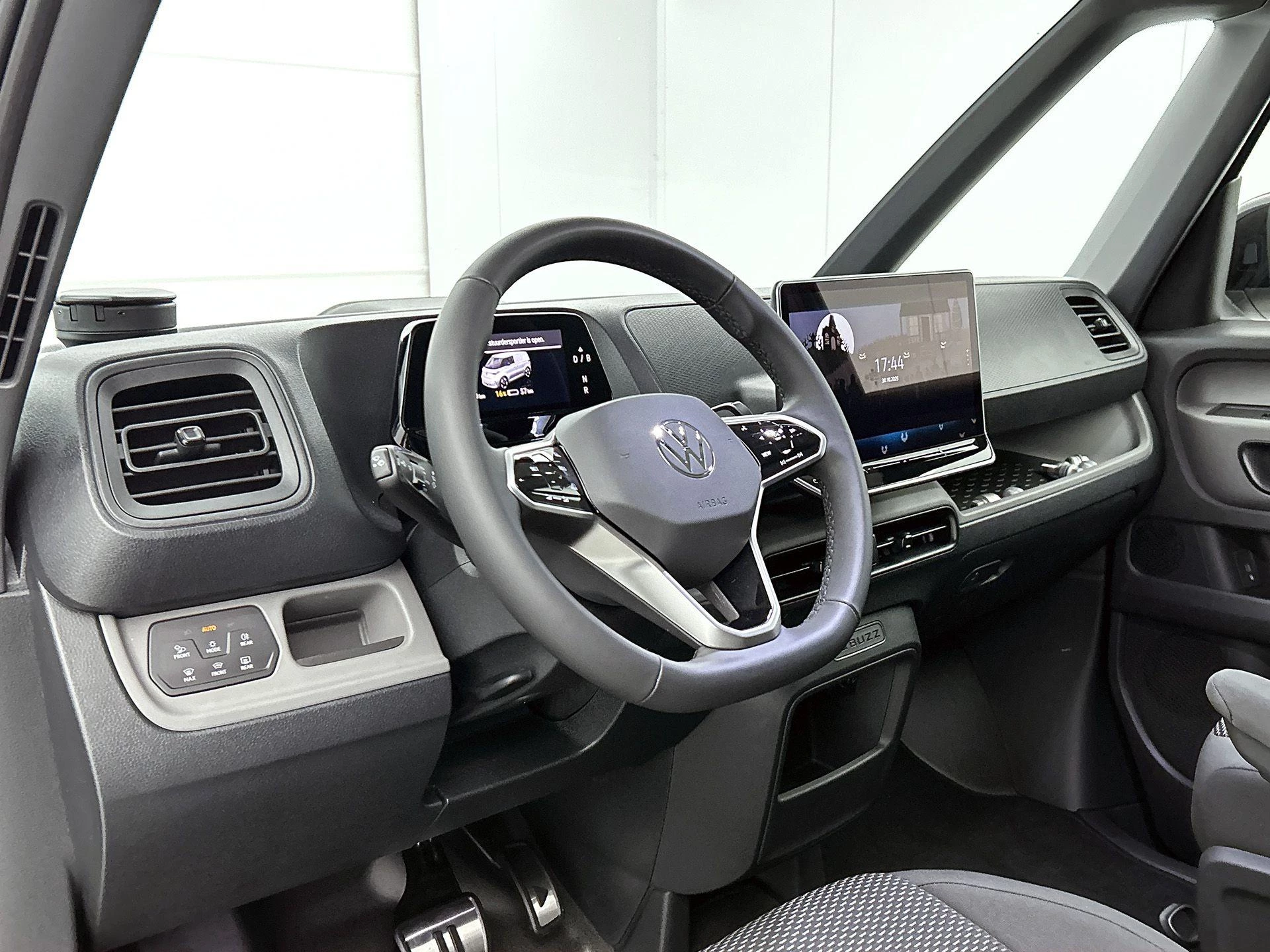 Volkswagen-ID. Buzz Cargo-image-16