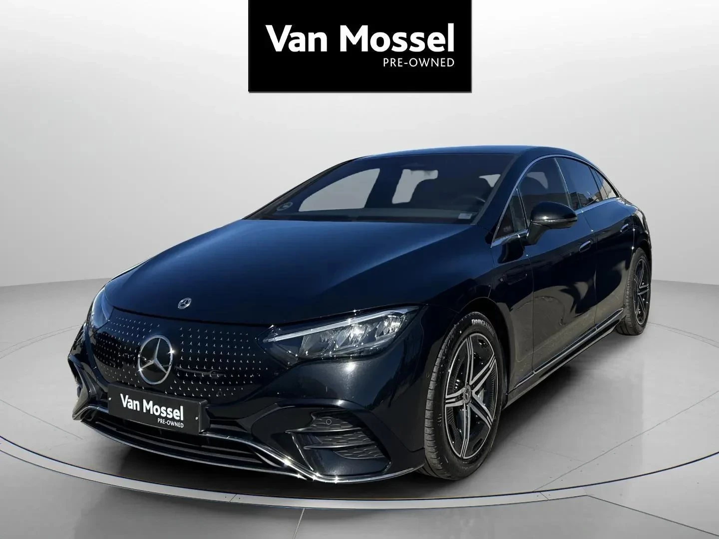 Mercedes-Benz-EQE-image-0
