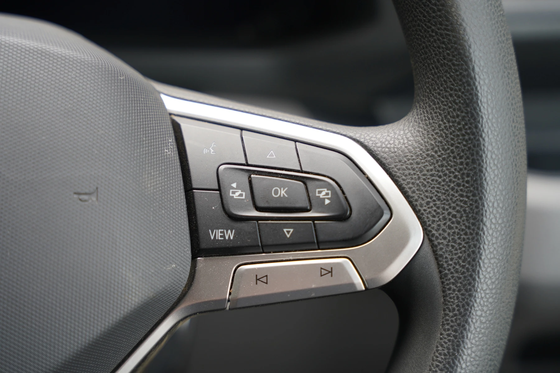 Volkswagen-Crafter-image-18