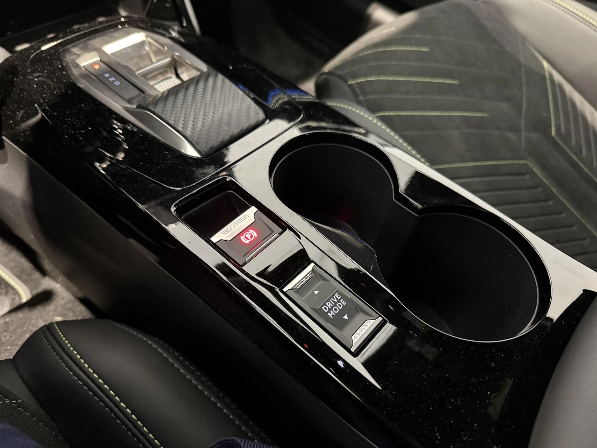 Peugeot-208-image-18