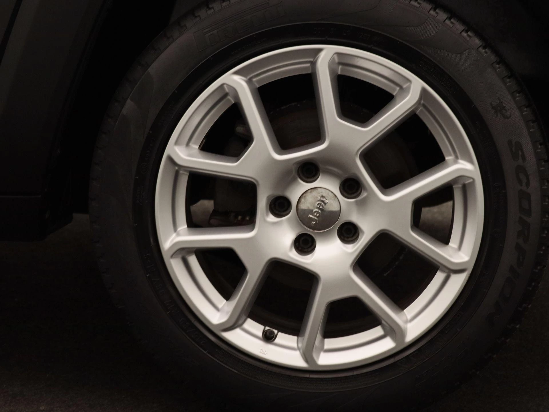 Jeep-Renegade-image-15