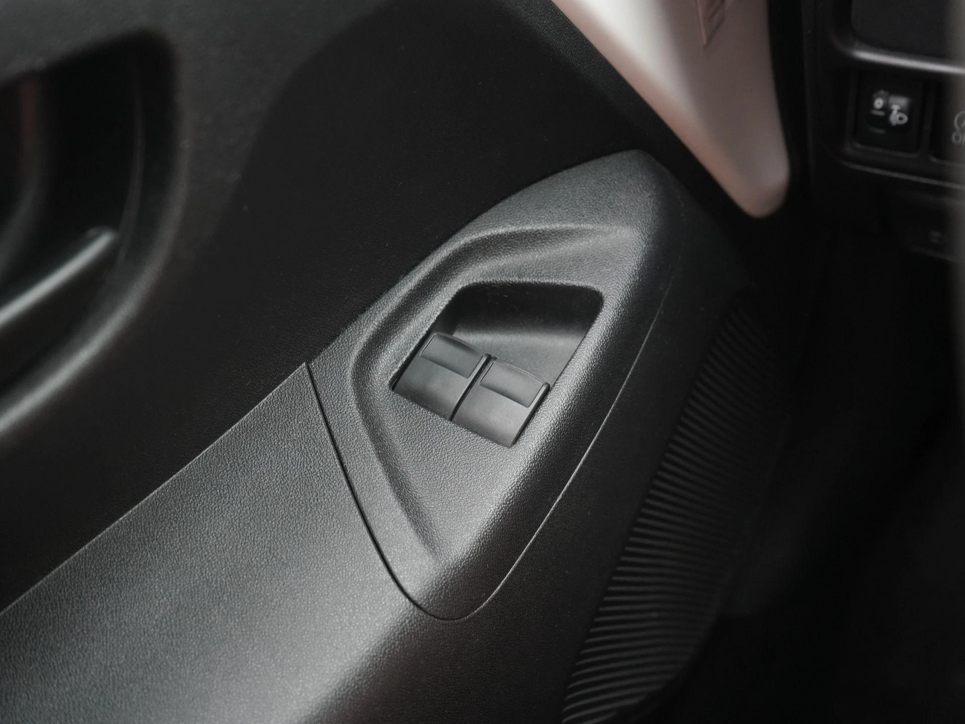 Peugeot-108-image-20