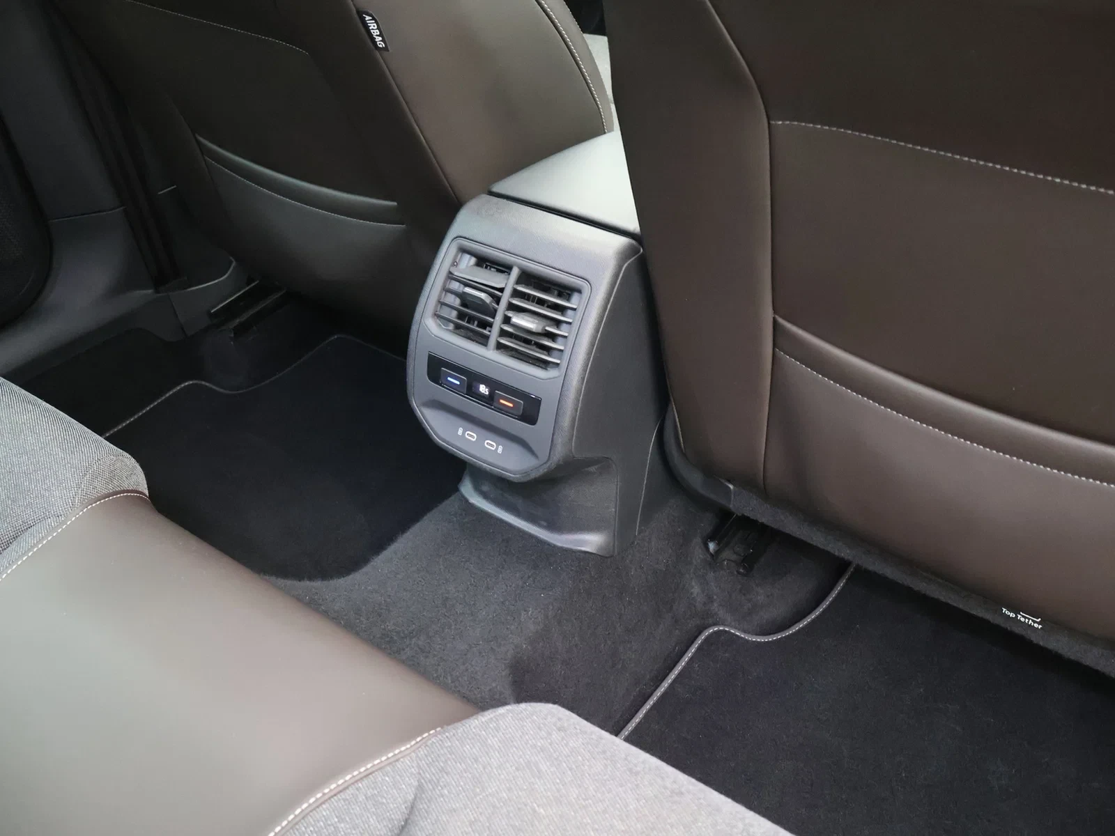 SEAT Leon ST Leon Break Xcellence 1.5TSI 150PK *PANODAK*TREKHAAK*CAMERA*PDC*ACC*NAVI*APP-CONNECT*...*