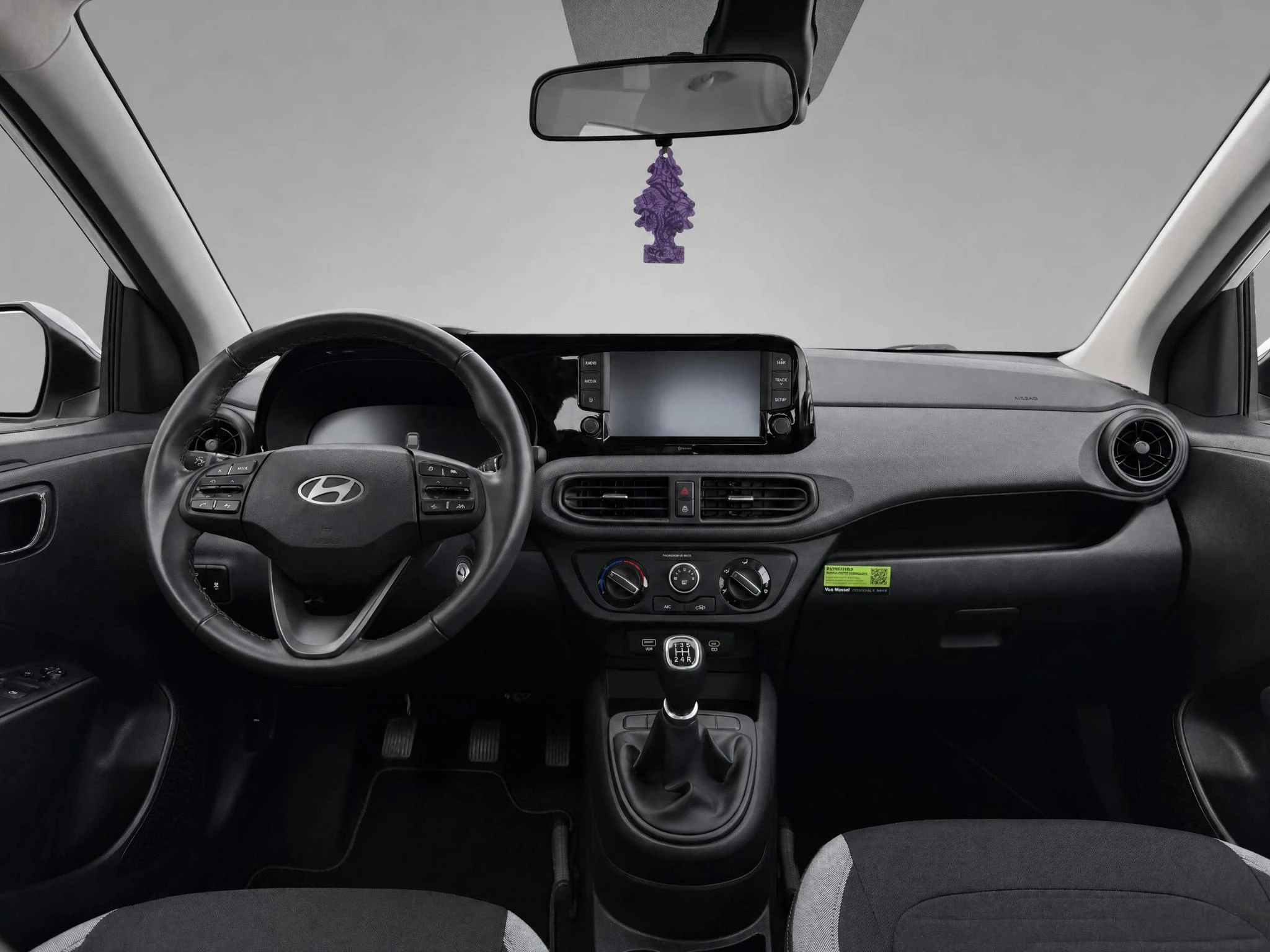 Hyundai-i10-image-11