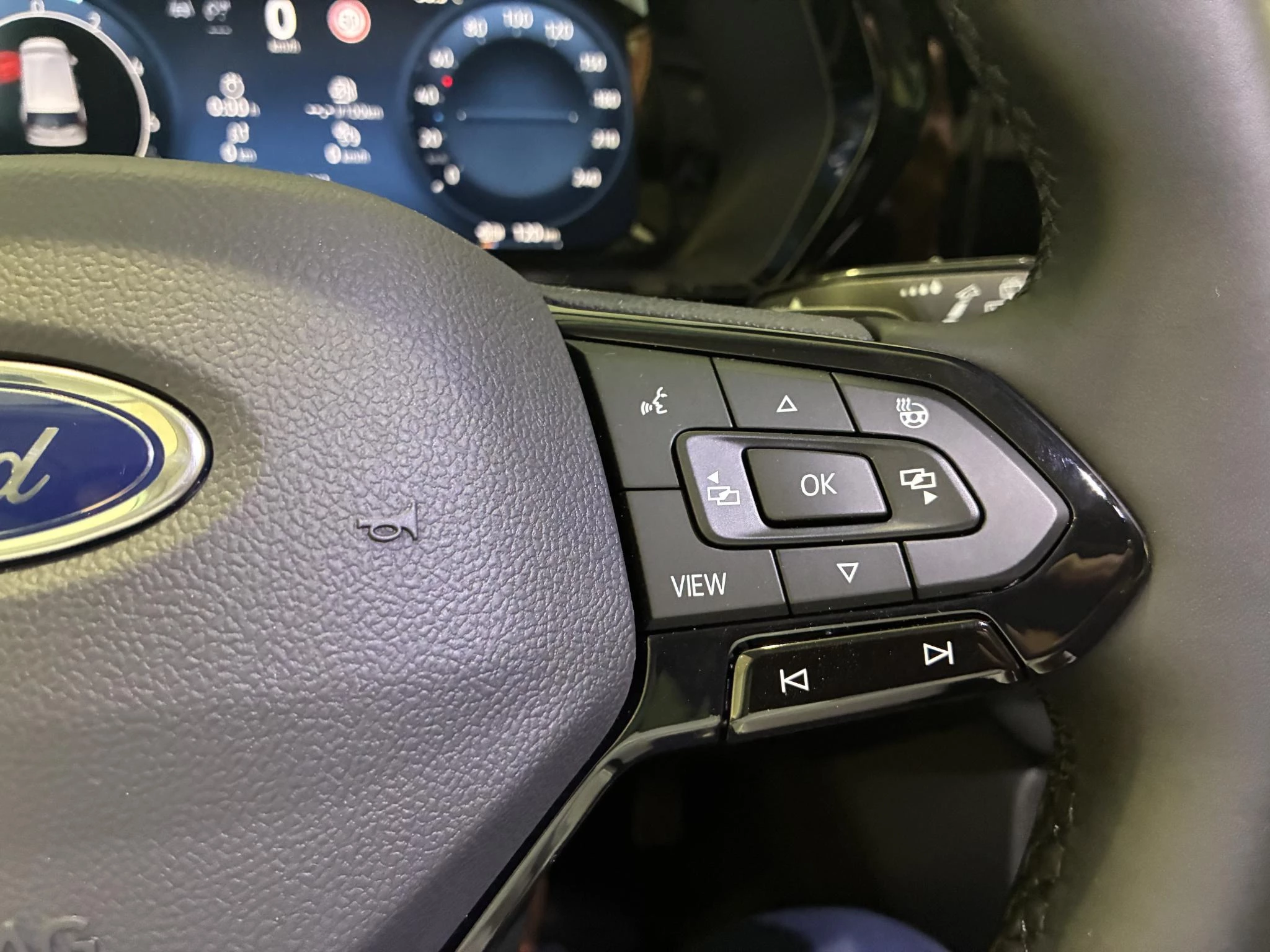 Ford Tourneo Connect 1.5 EcoBoost PHEV L2 Limited/Titanium