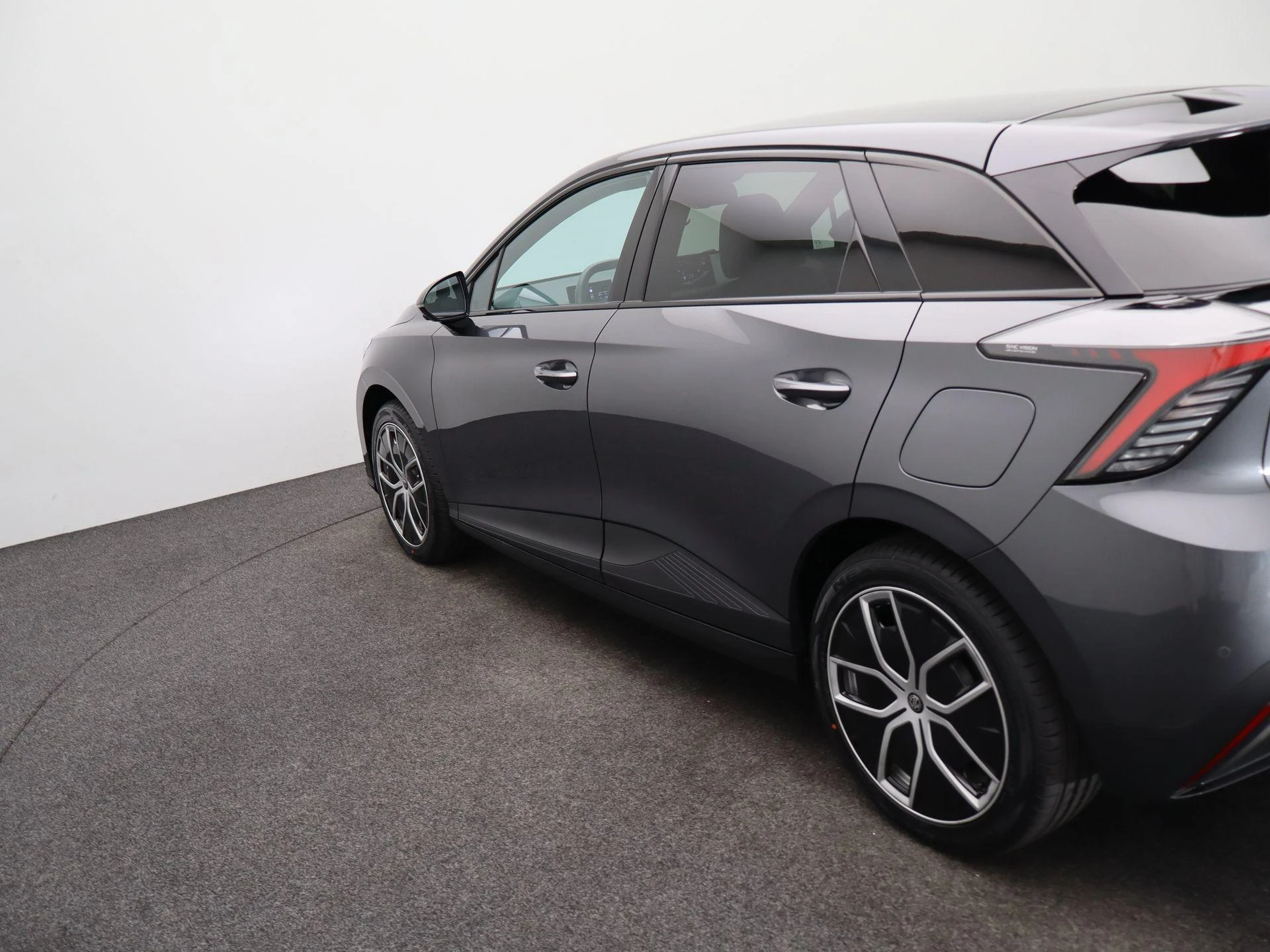 MG-MG4 EV-image-31