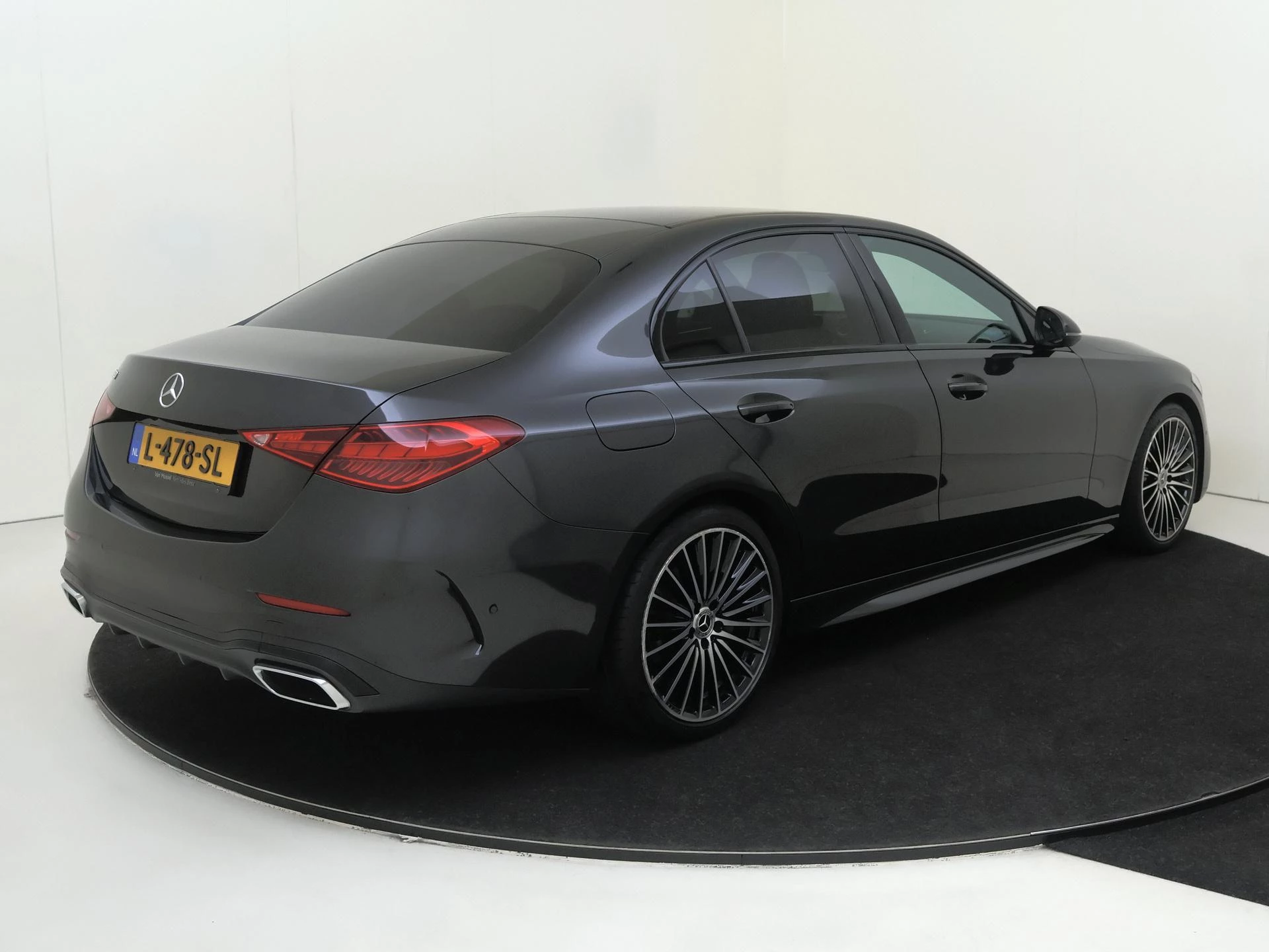 Mercedes-Benz C-Klasse 180 AMG Line
