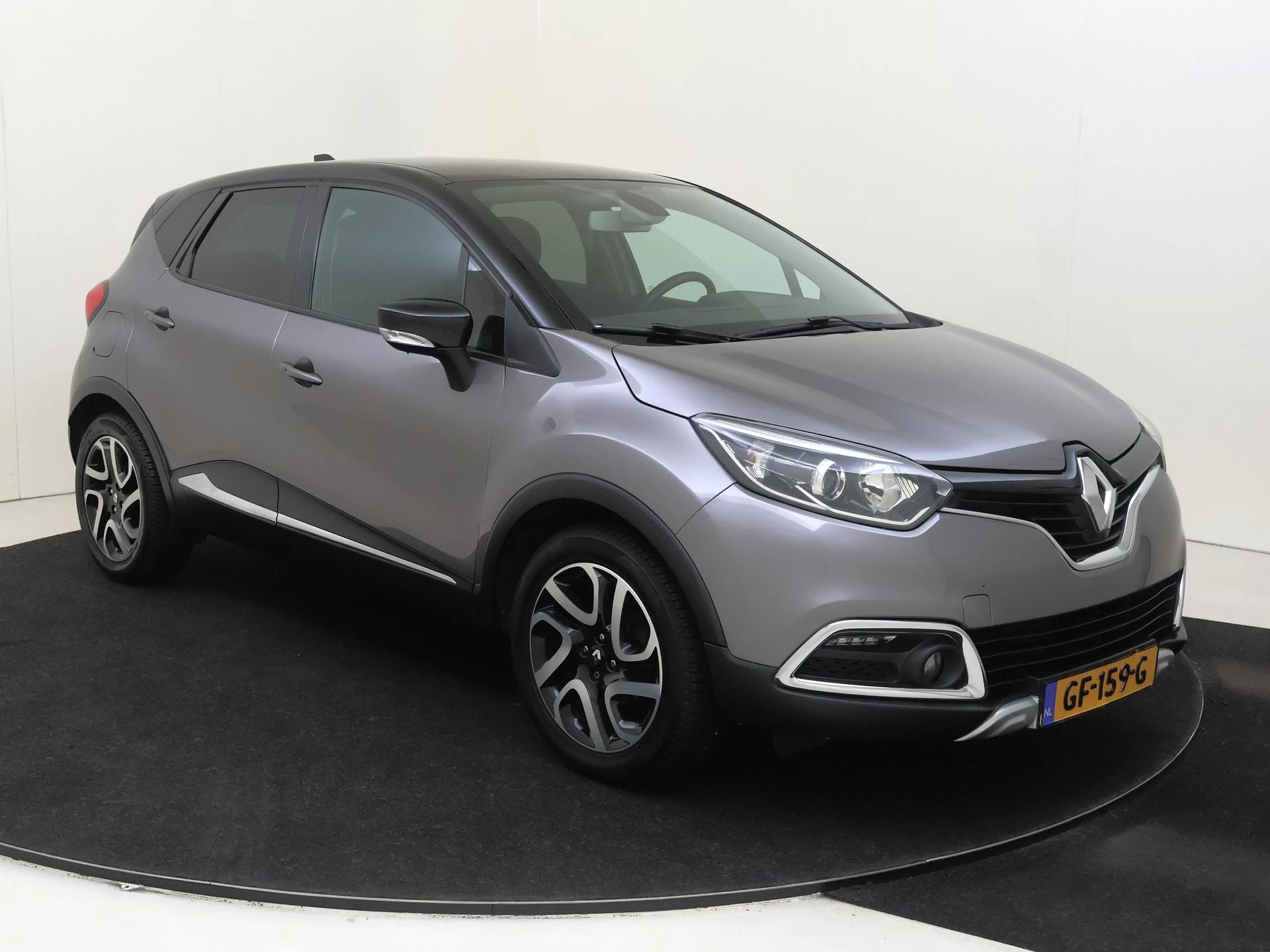 Renault-Captur-image-5