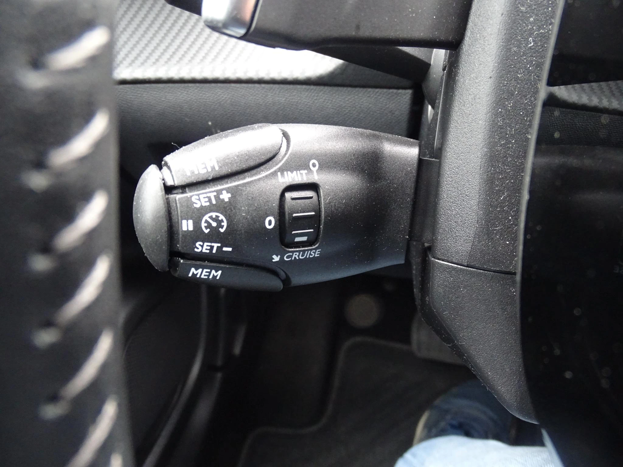 Peugeot-2008-image-21