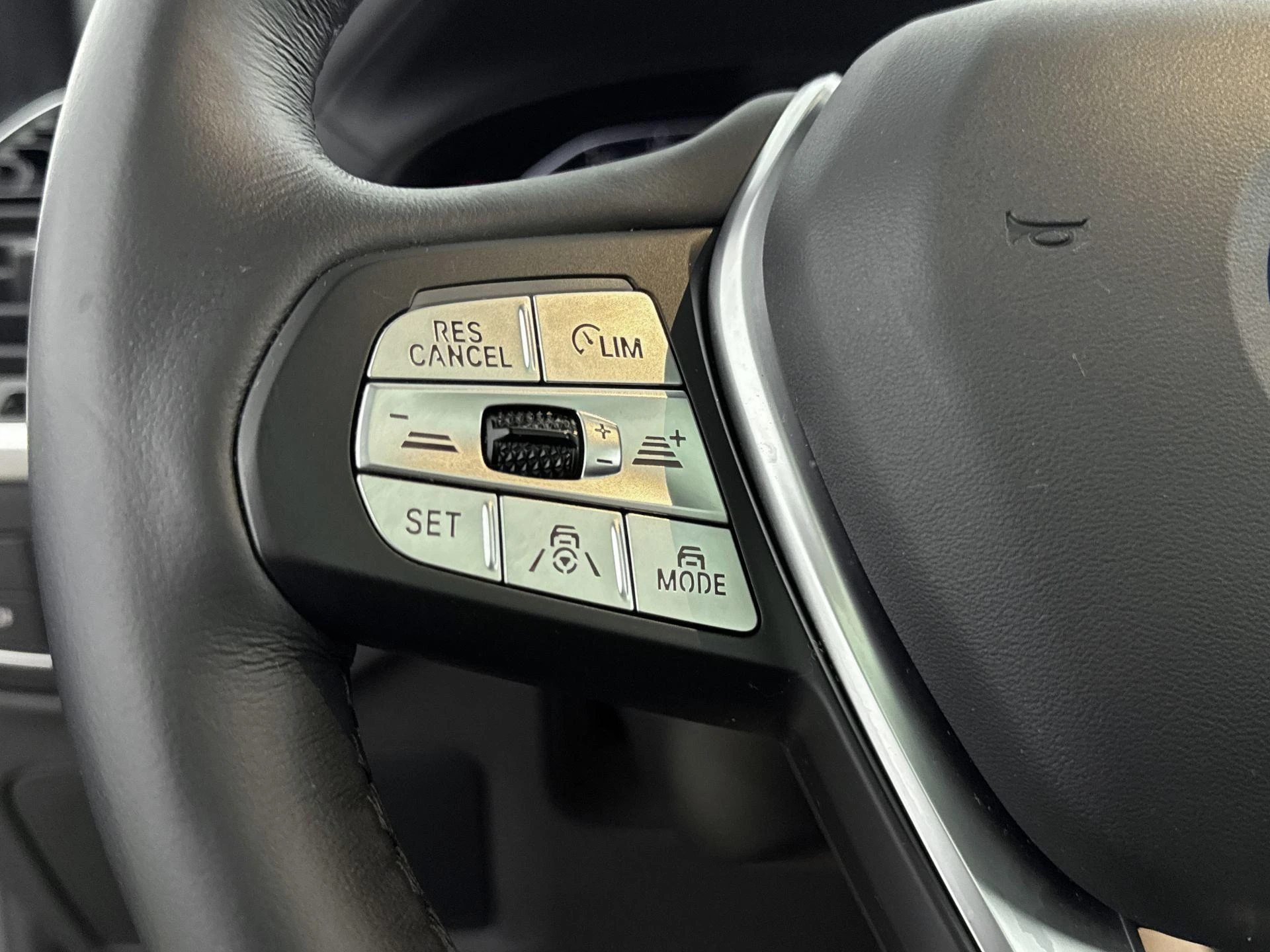 BMW-iX3-image-5