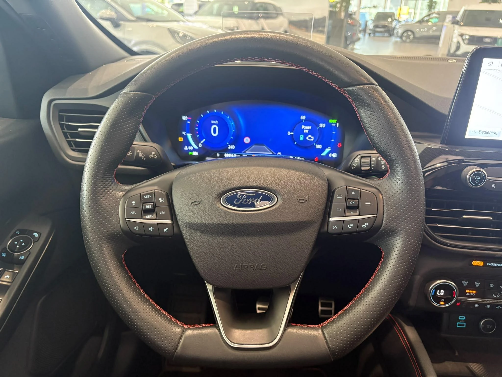Ford-Kuga-image-16