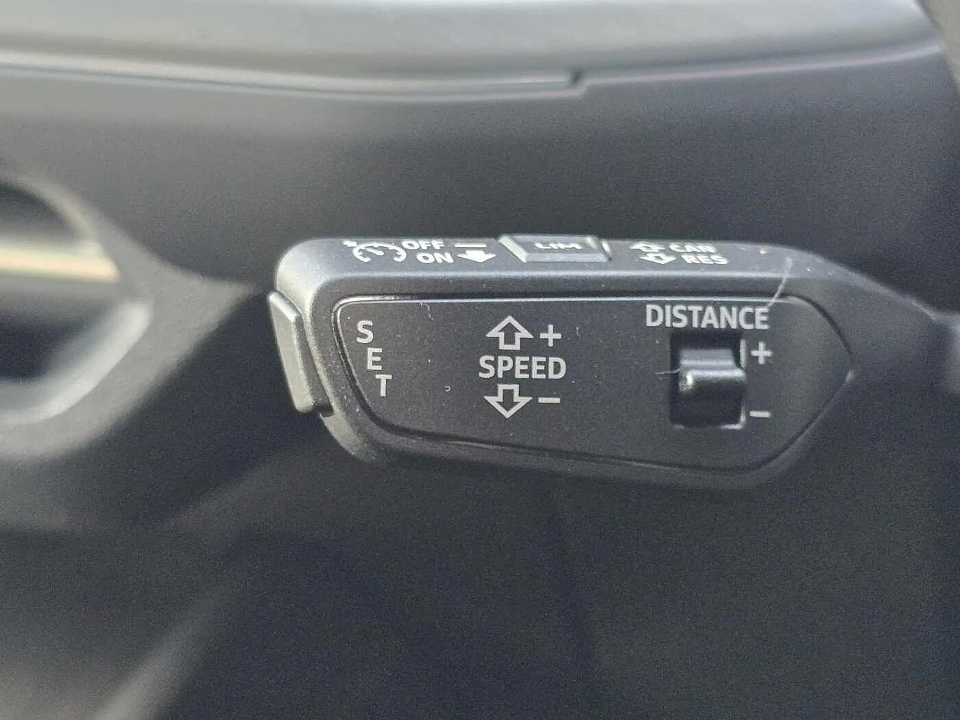 Audi-Q4 e-tron-image-27