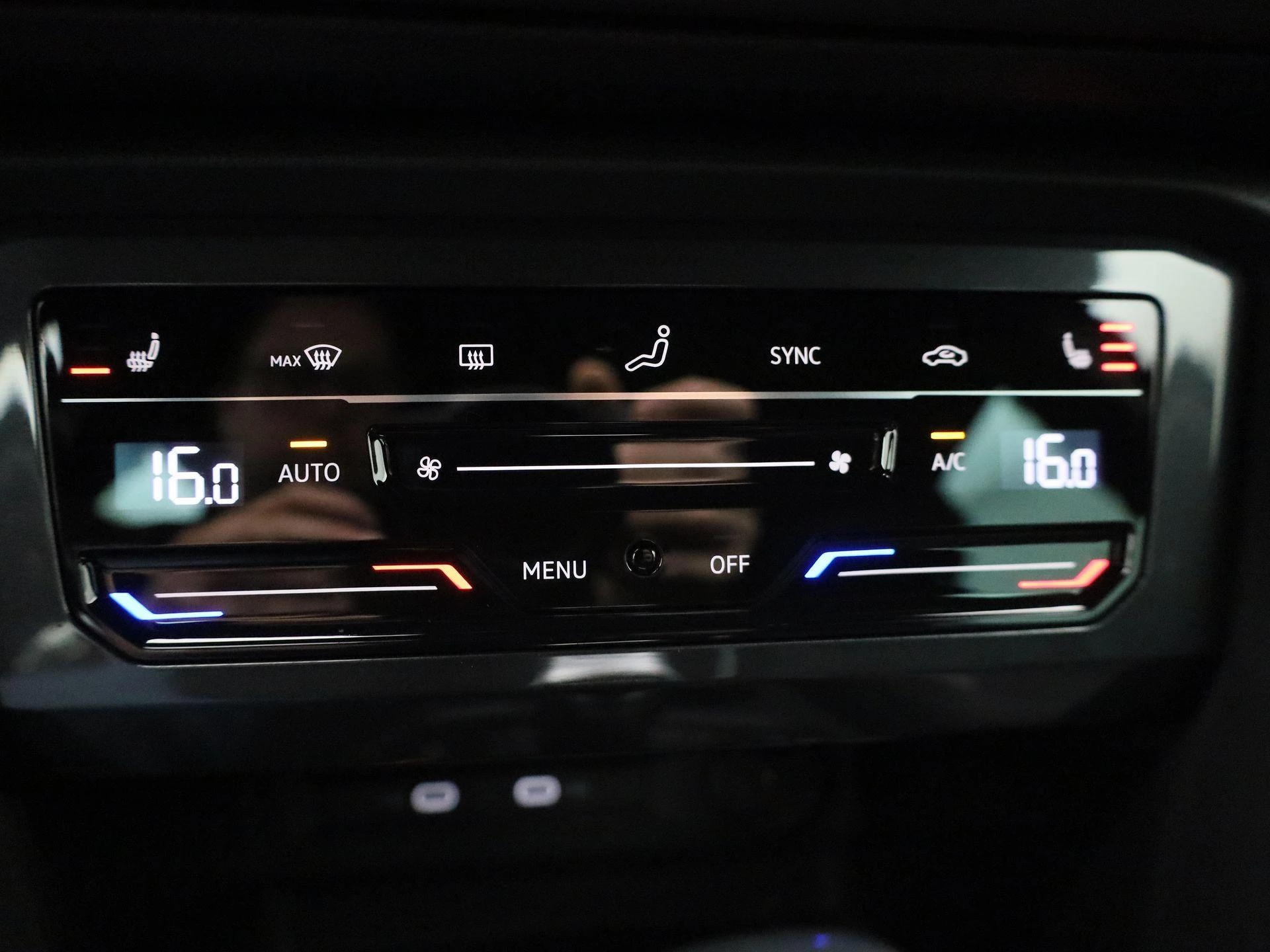 Volkswagen-Tiguan-image-27