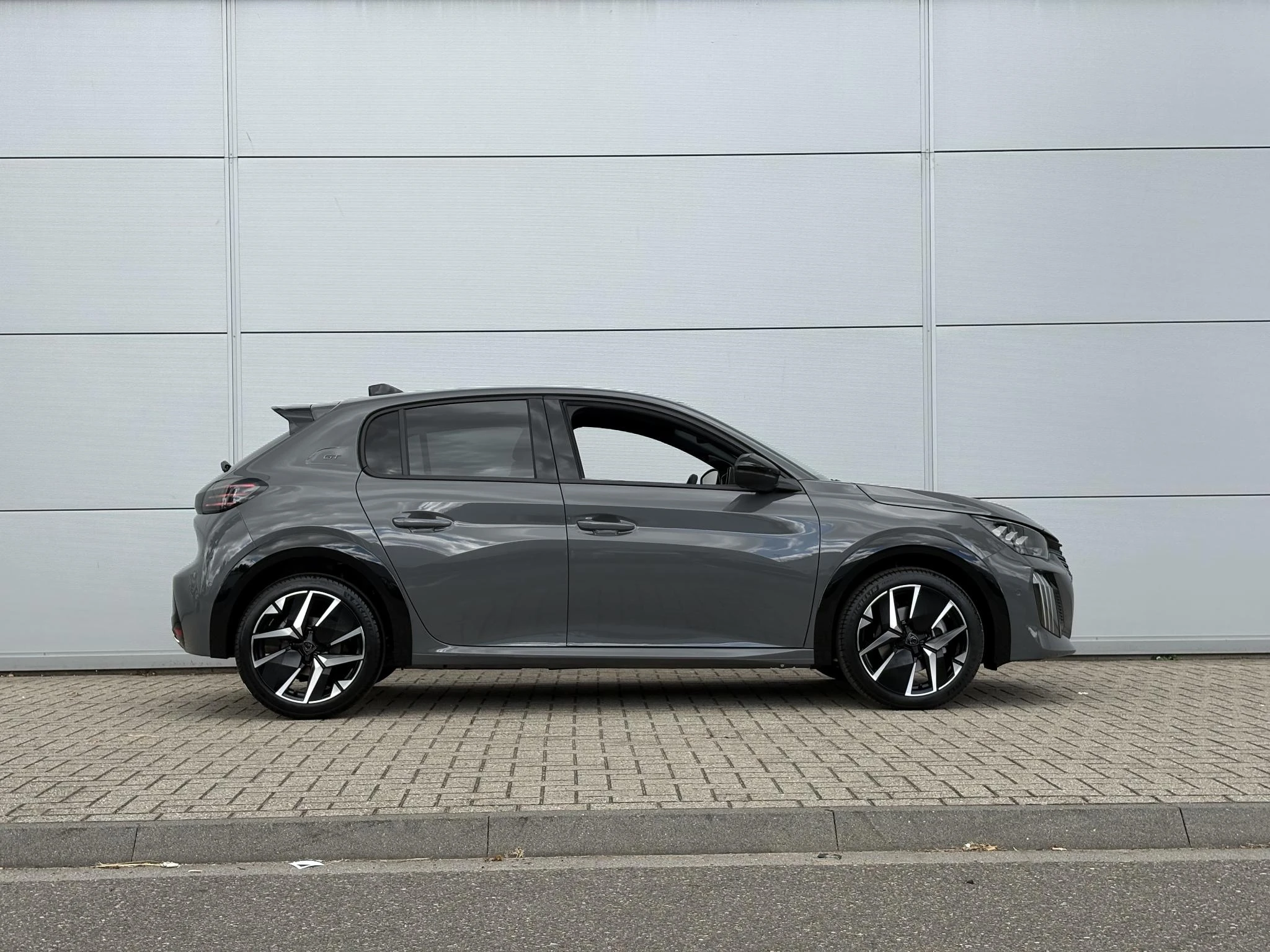 Peugeot-208-image-5