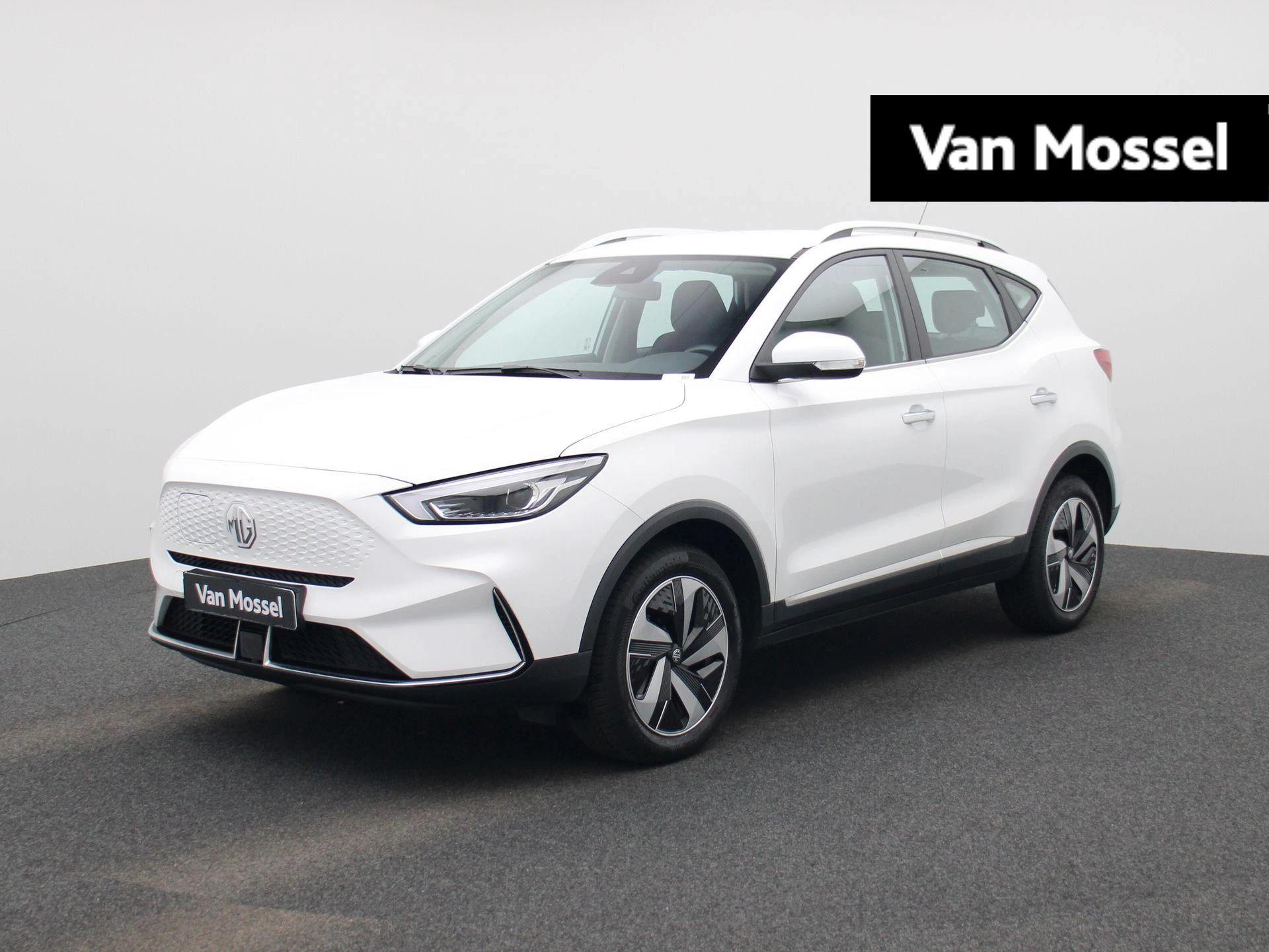 MG-ZS EV-image-0