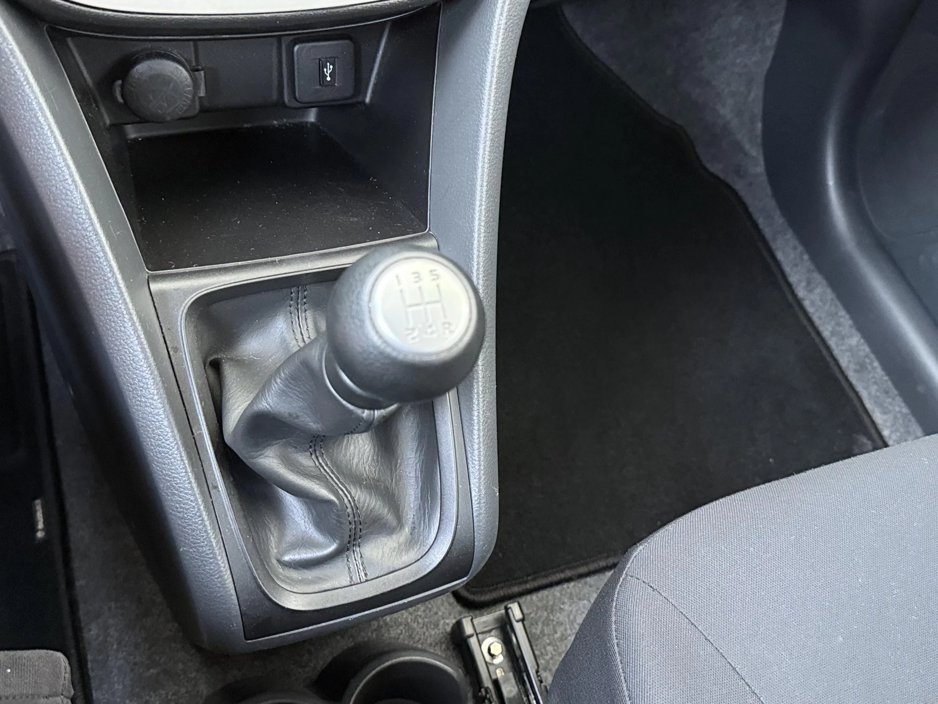Suzuki-Celerio-image-14