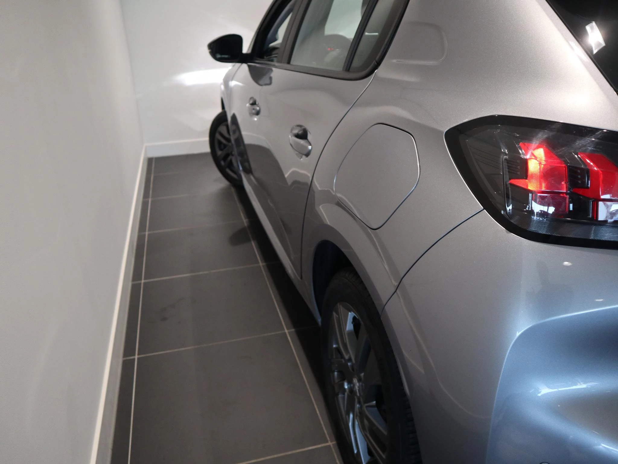 Peugeot-208-image-20