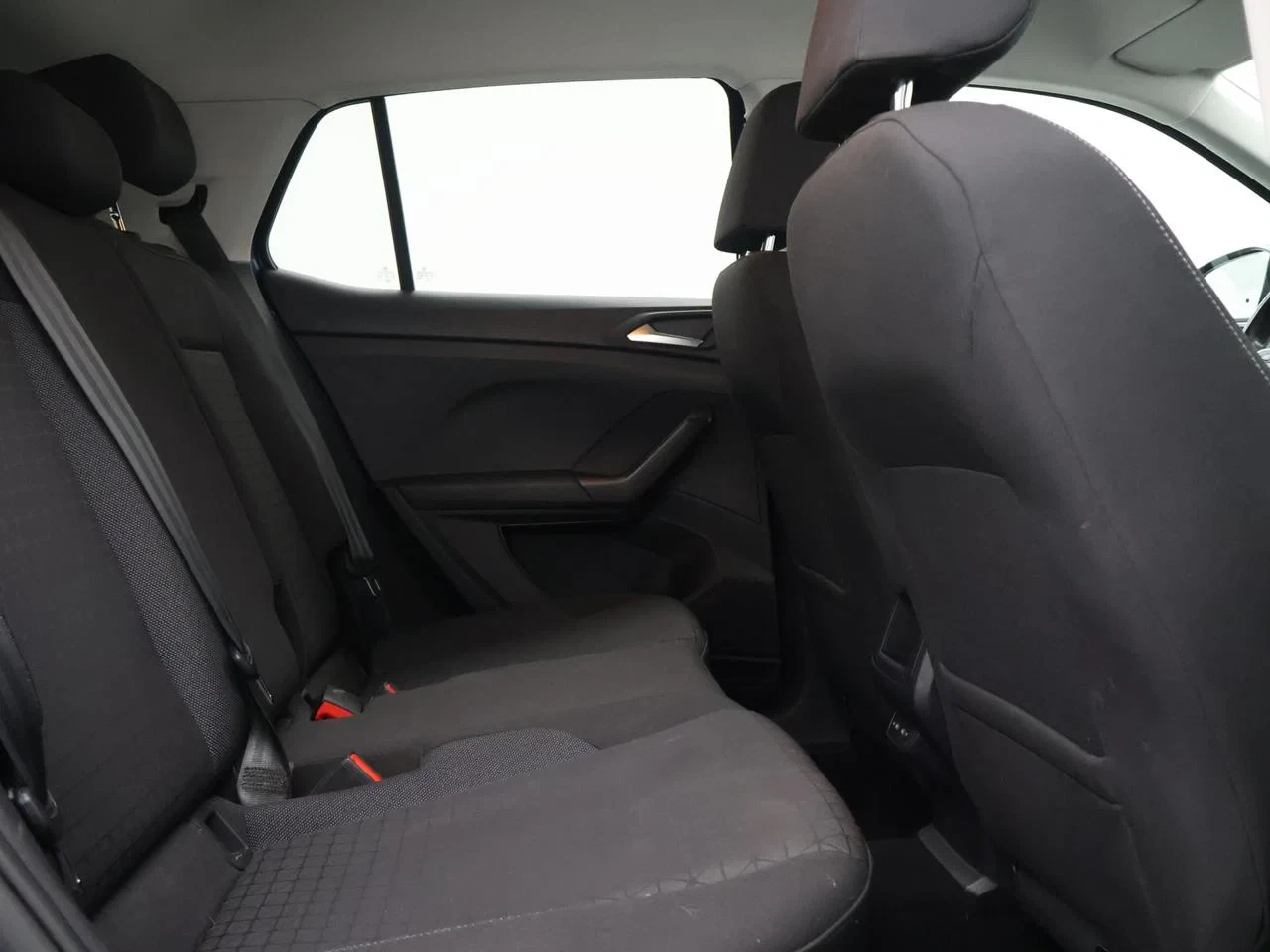 Volkswagen-T-Cross-image-3
