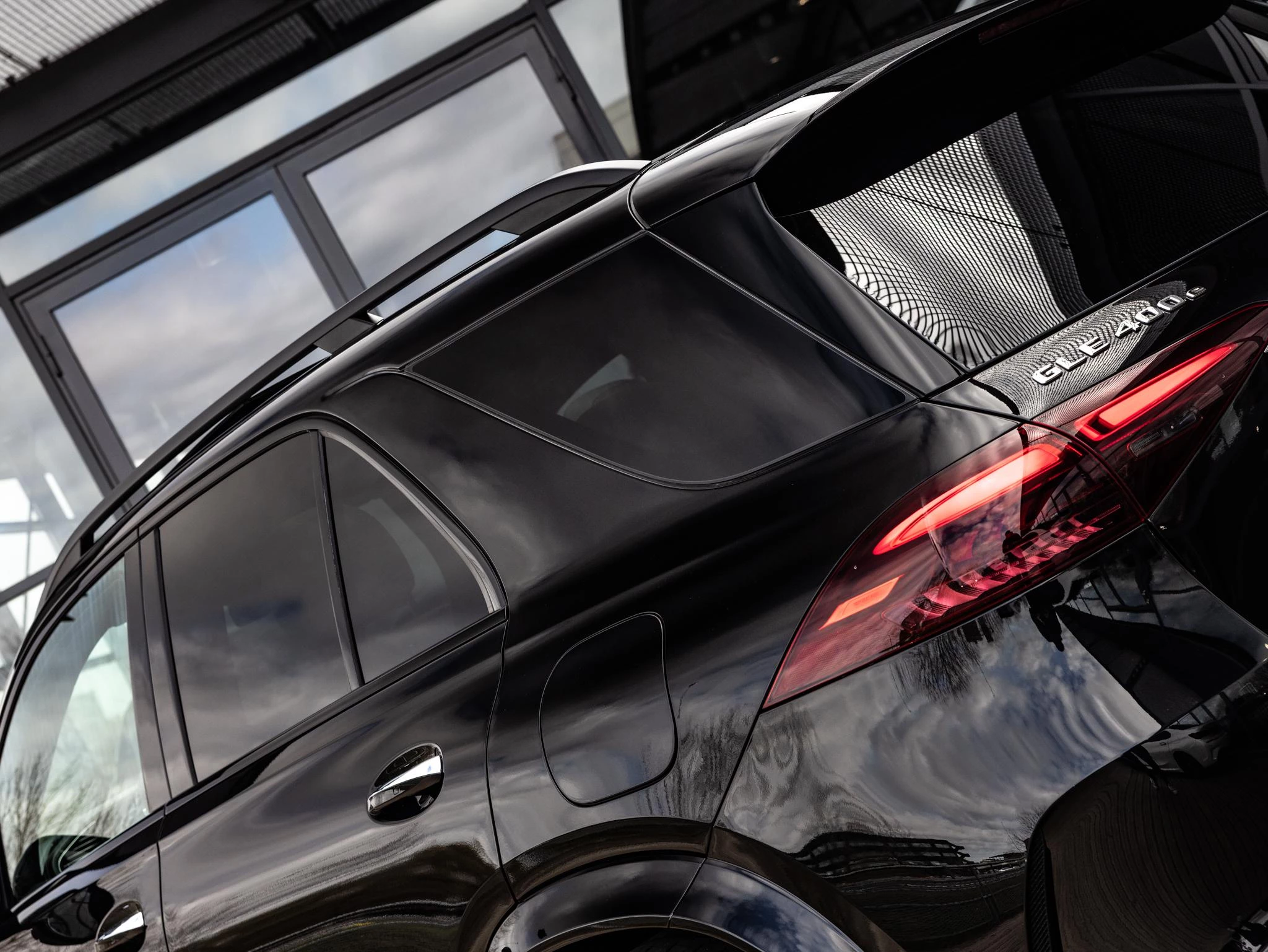 Mercedes-Benz GLE 400 e 4MATIC AMG Line Premium Plus