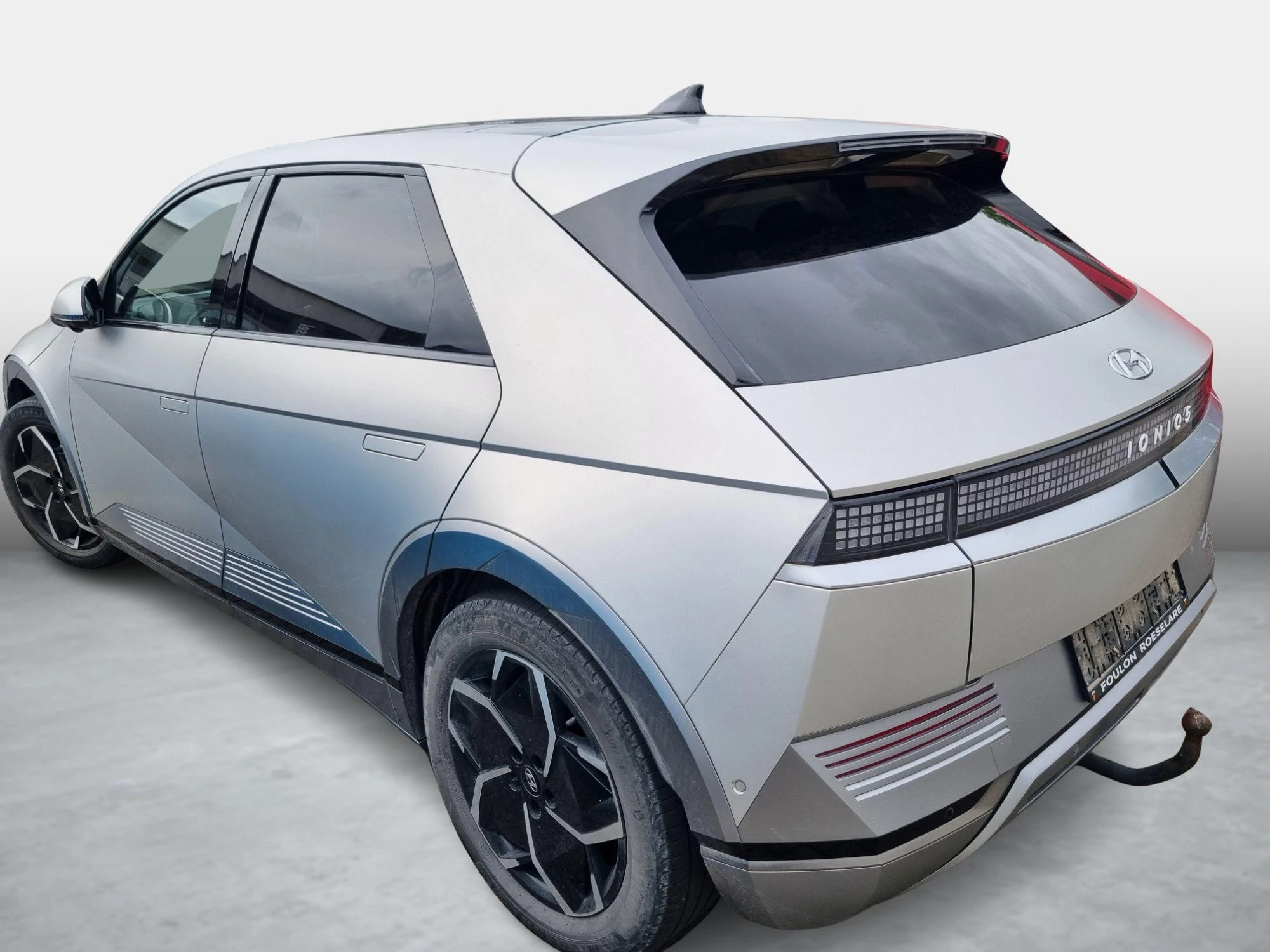 Hyundai-IONIQ 5-image-2