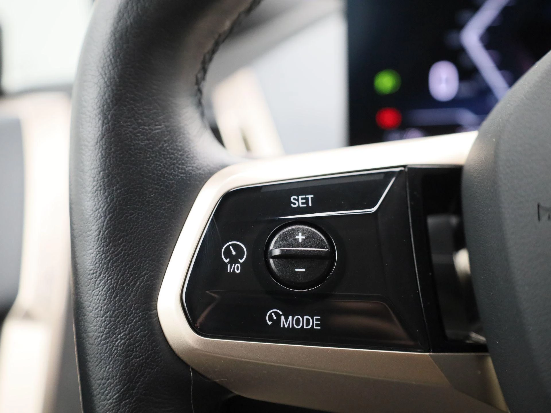 BMW-iX-image-21