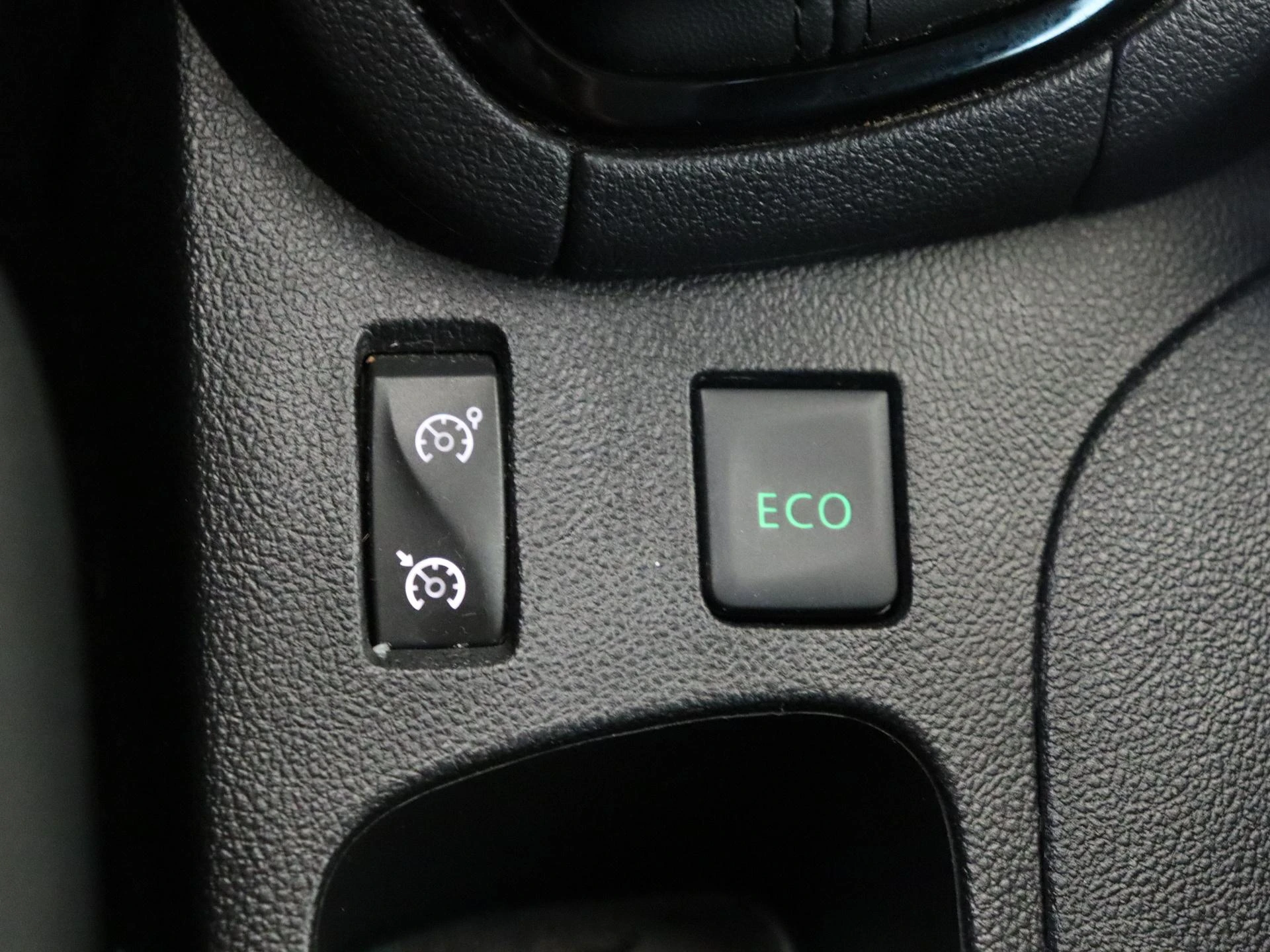 Renault-Clio-image-20
