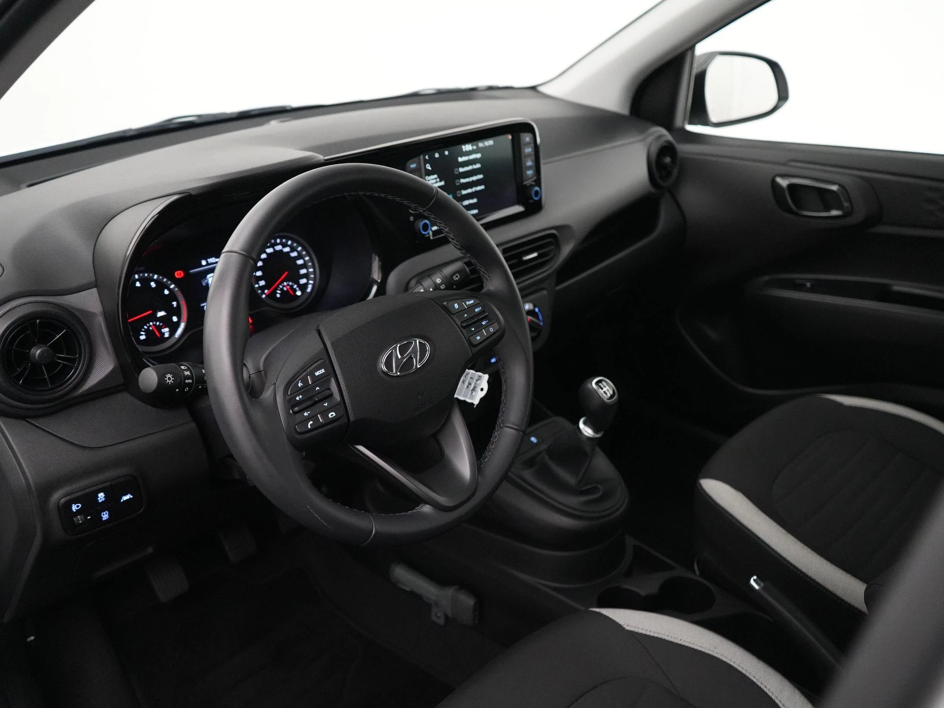 Hyundai-i10-image-35