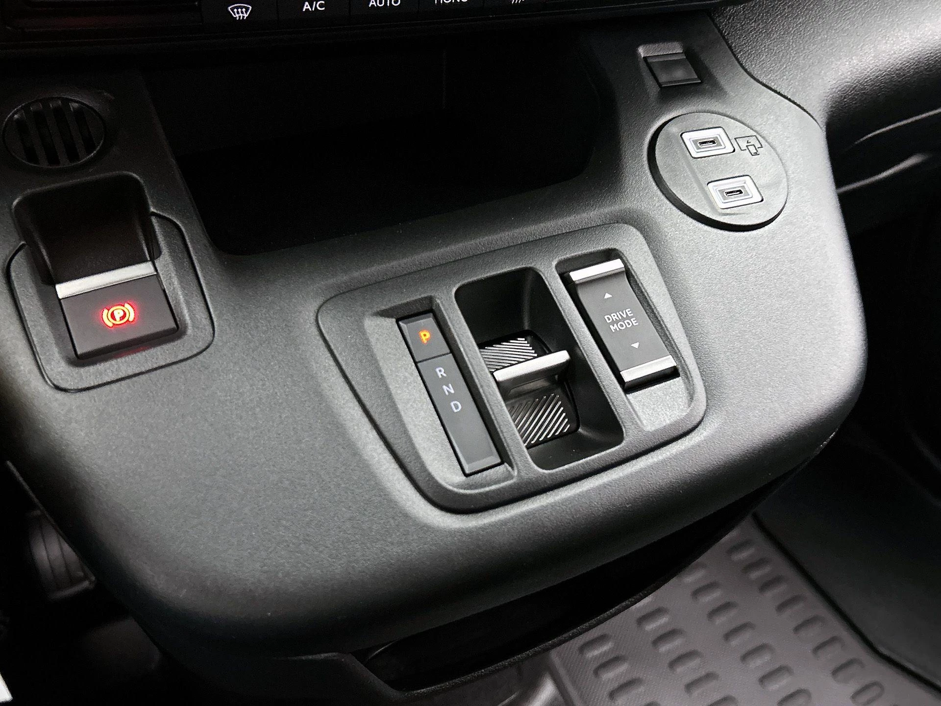 Opel-Combo-e-image-28