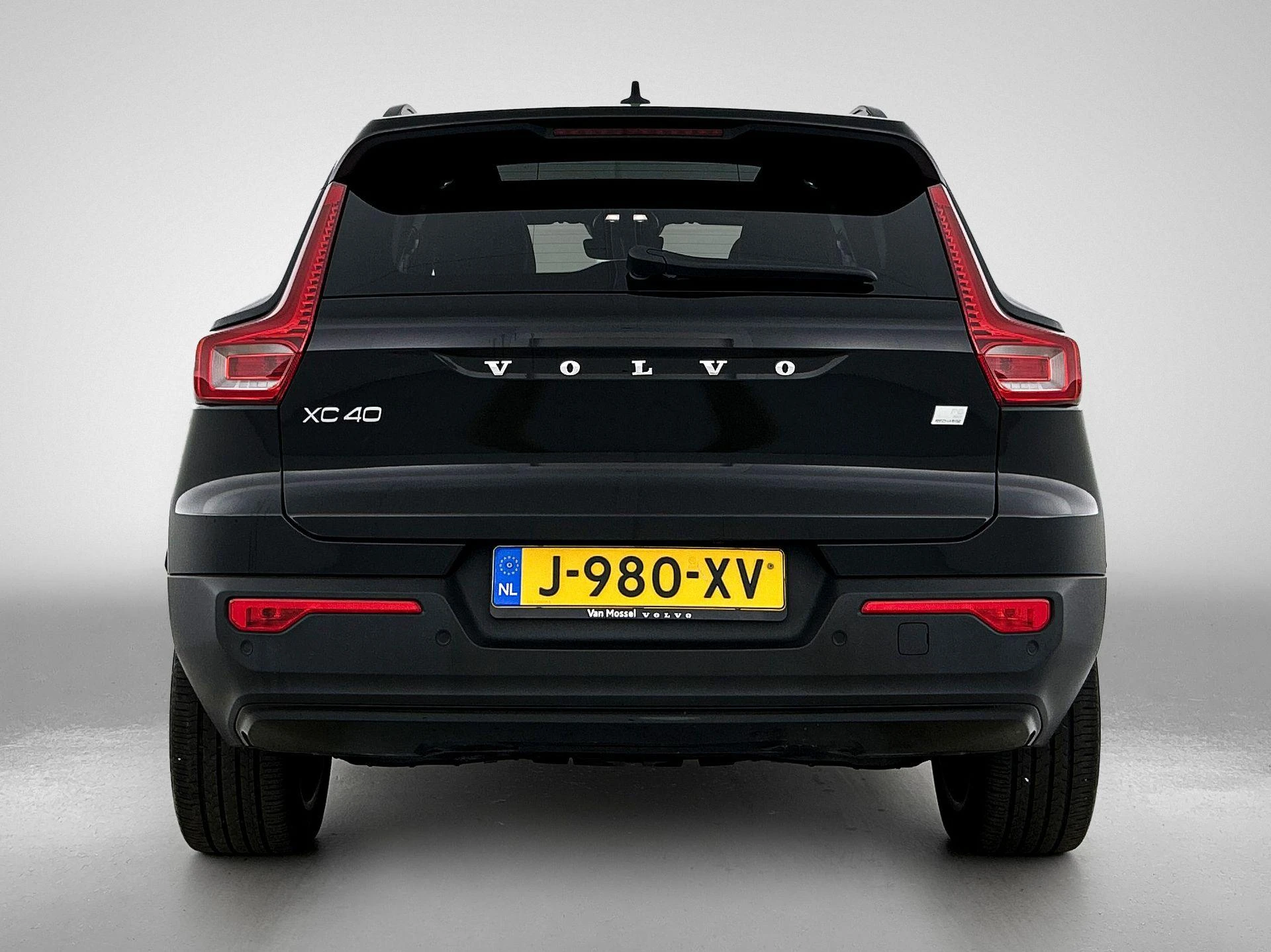 Volvo XC40 Recharge P8 AWD R-Design
