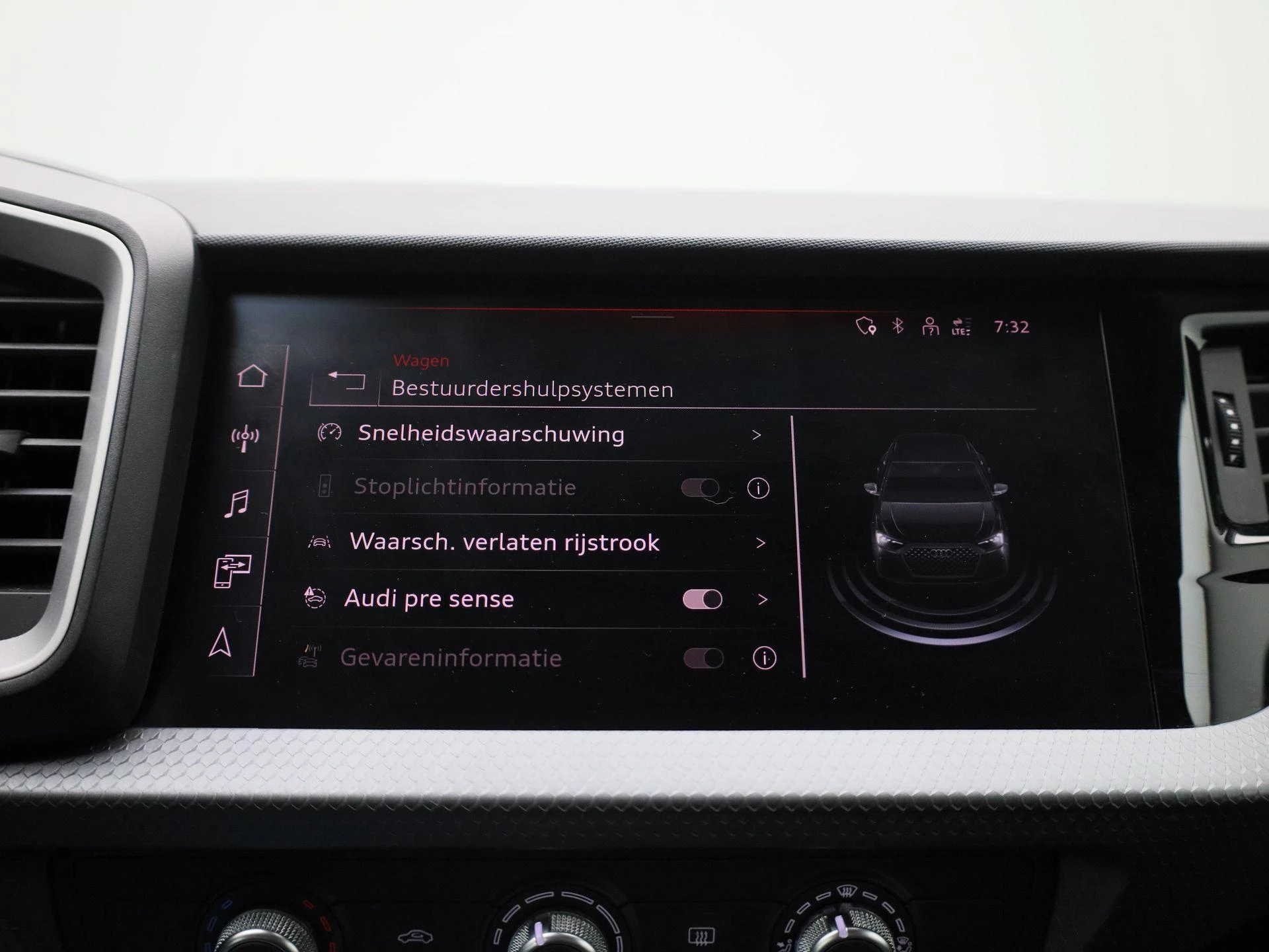 Audi-A1 Sportback-image-27